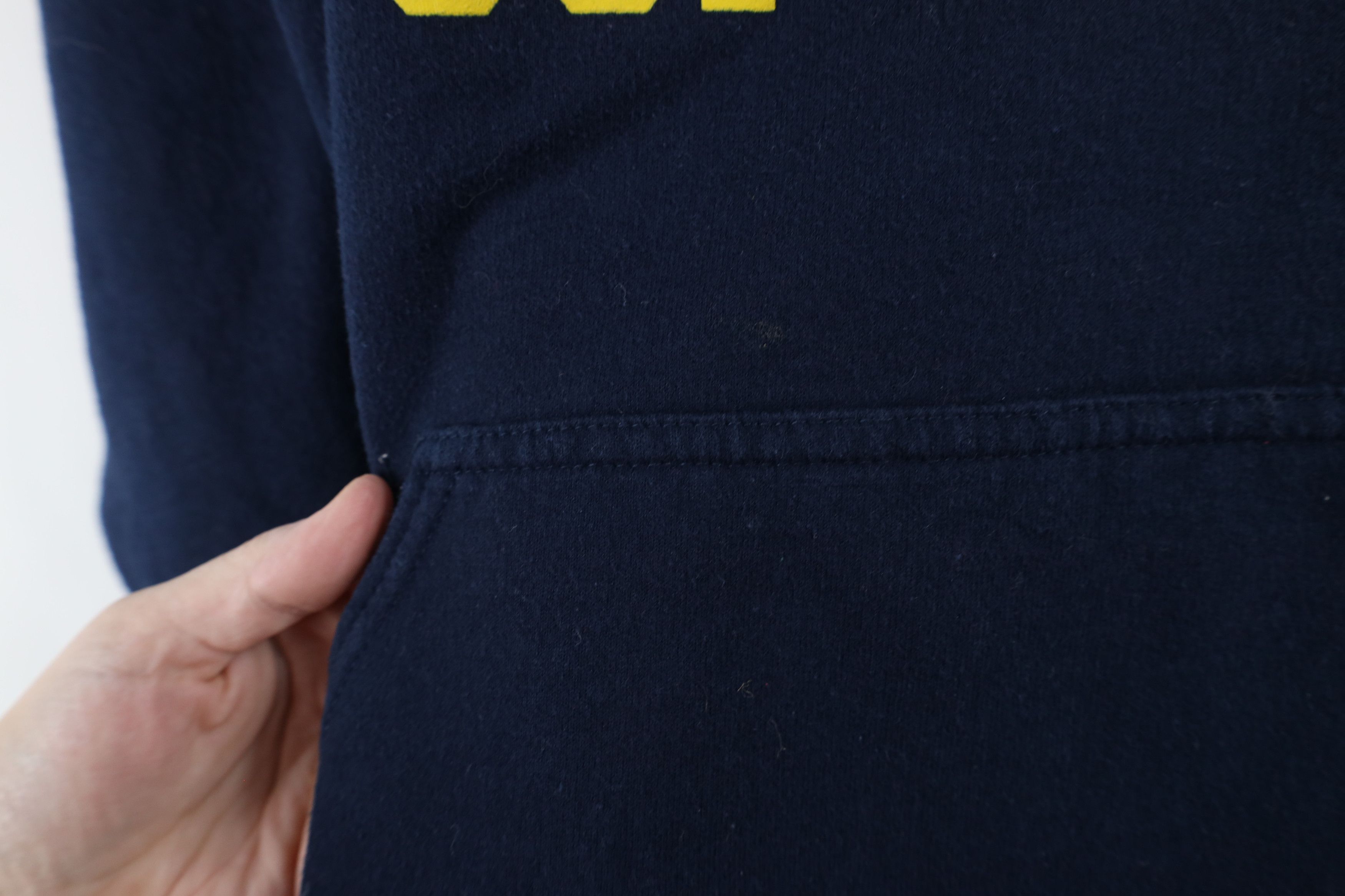 Vintage Vintage University of Michigan Softball Hoodie Blue Size US XL / EU 56 / 4 - 5 Thumbnail