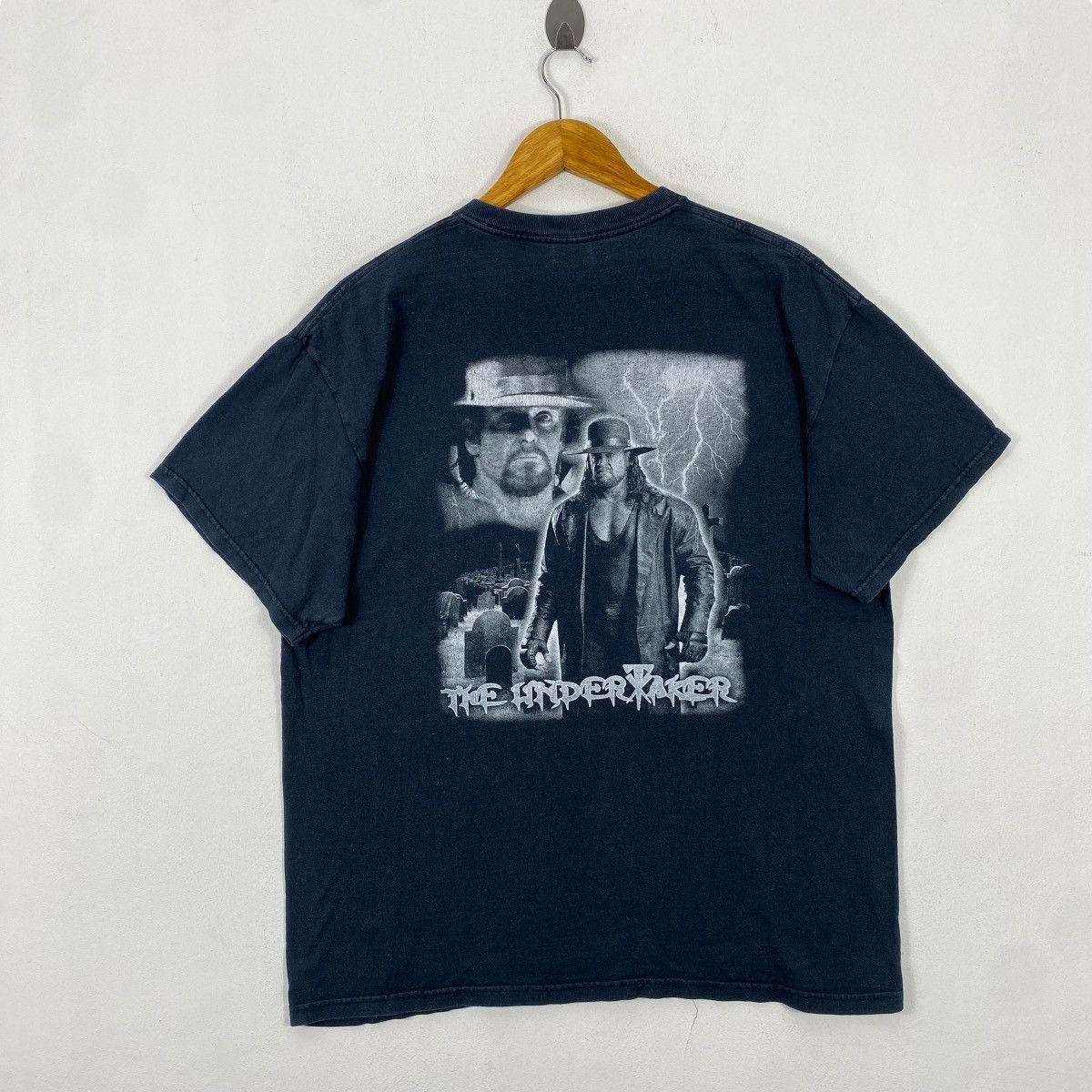 WWF Vintage 90's THE UNDERTAKER Graphic Wwf Wrestling Tee Size US XL / EU 56 / 4 - 4 Thumbnail