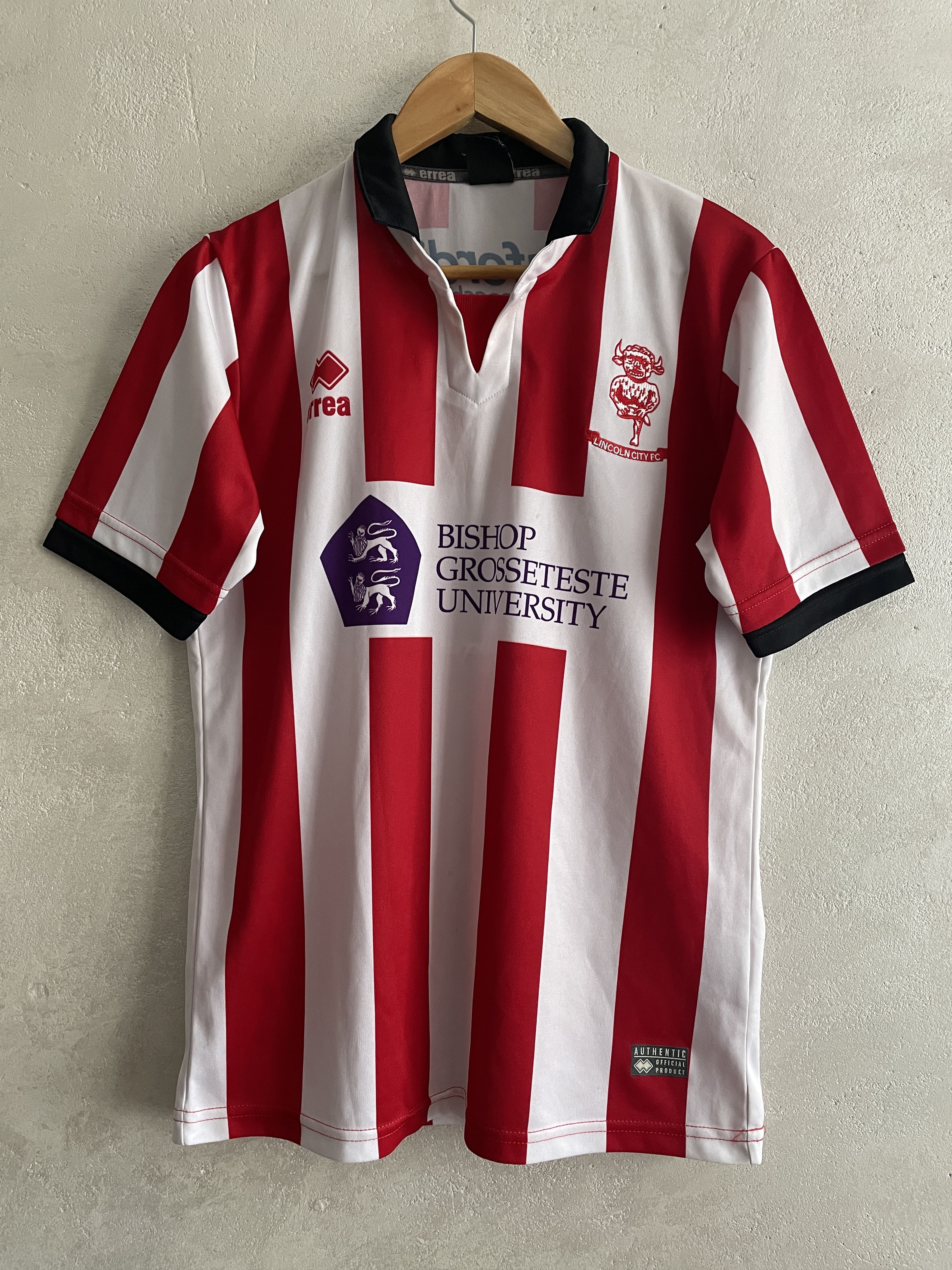 Errea FC Lincoln City Home Kit 2017 2018 Shirt Soccer Jersey Size US M / EU 48-50 / 2 - 1 Thumbnail