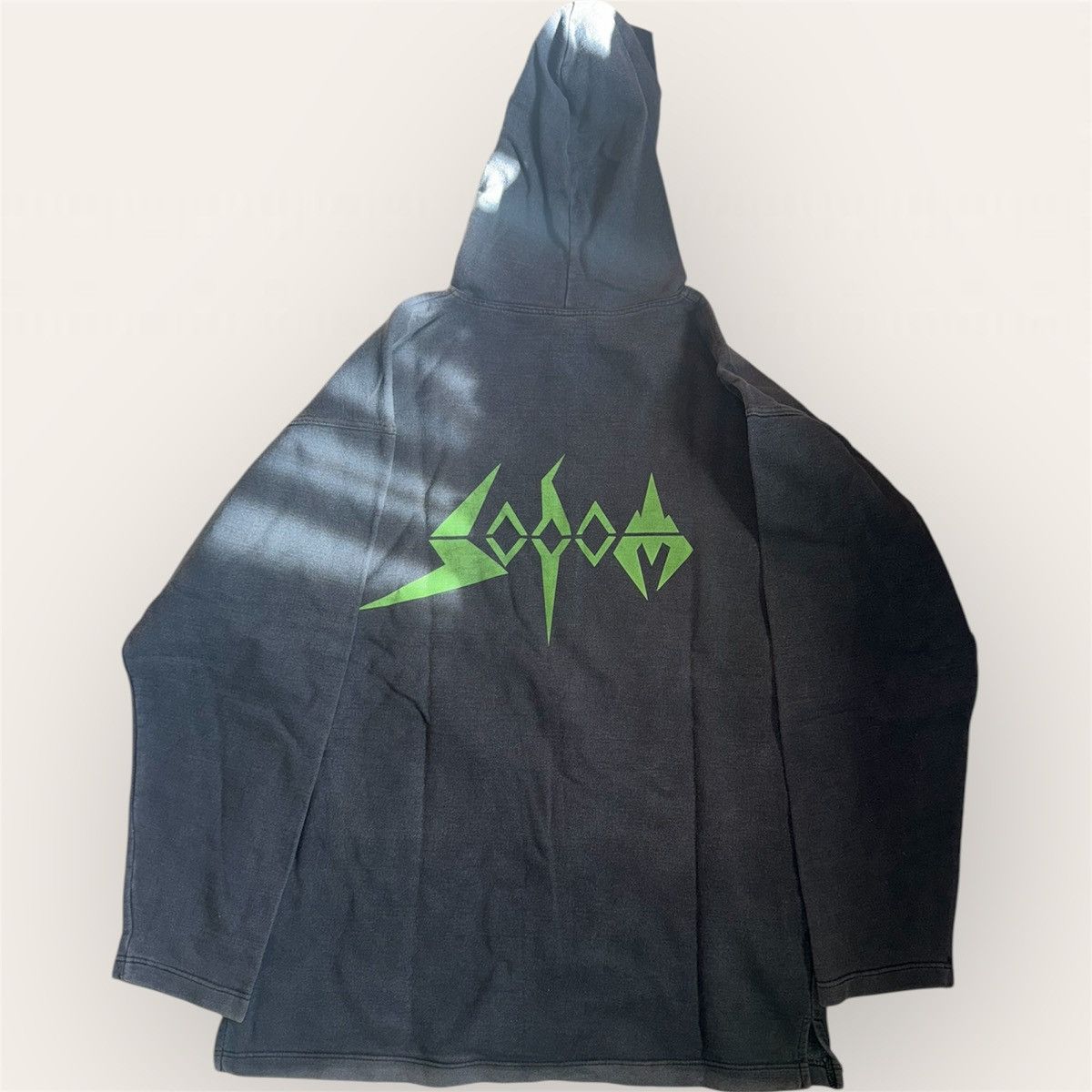 Band Tees Sodom ‘Agent Orange’ Hoodie Ultra Rare Vintage Thrash Metal Size US XL / EU 56 / 4 - 2 Thumbnail