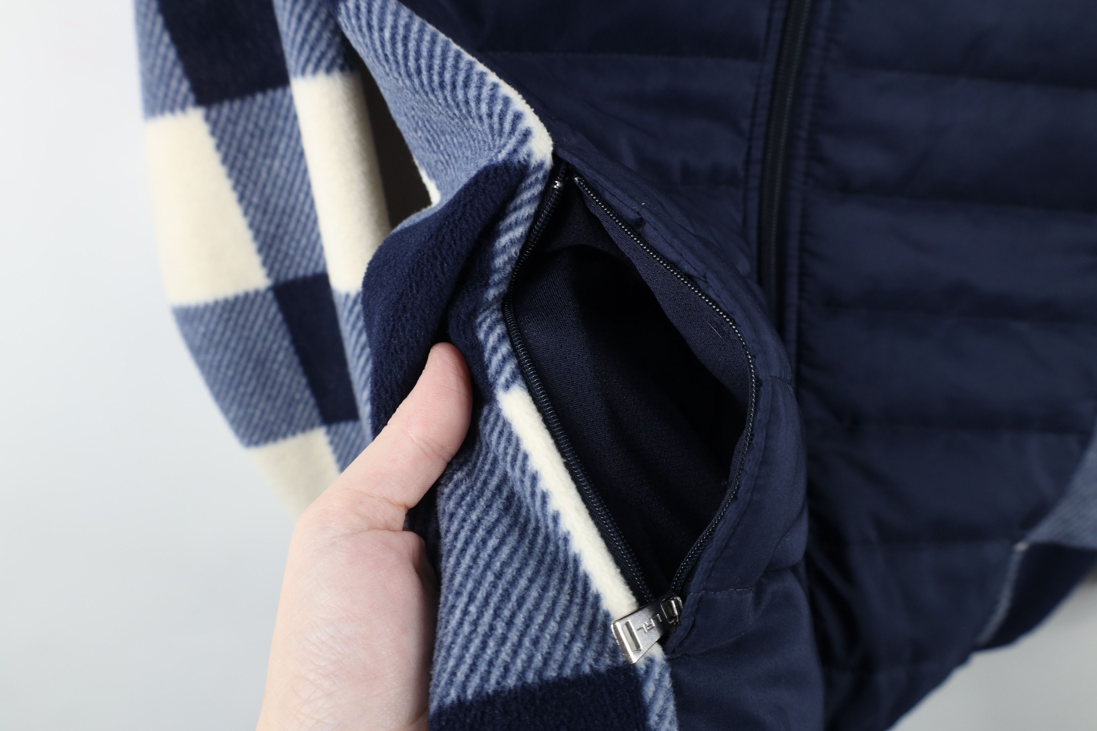 Ralph Lauren × Vintage Vintage 90s Ralph Lauren Quilted Fleece Full Zip Jacket Size L / US 10 / IT 46 - 8 Thumbnail