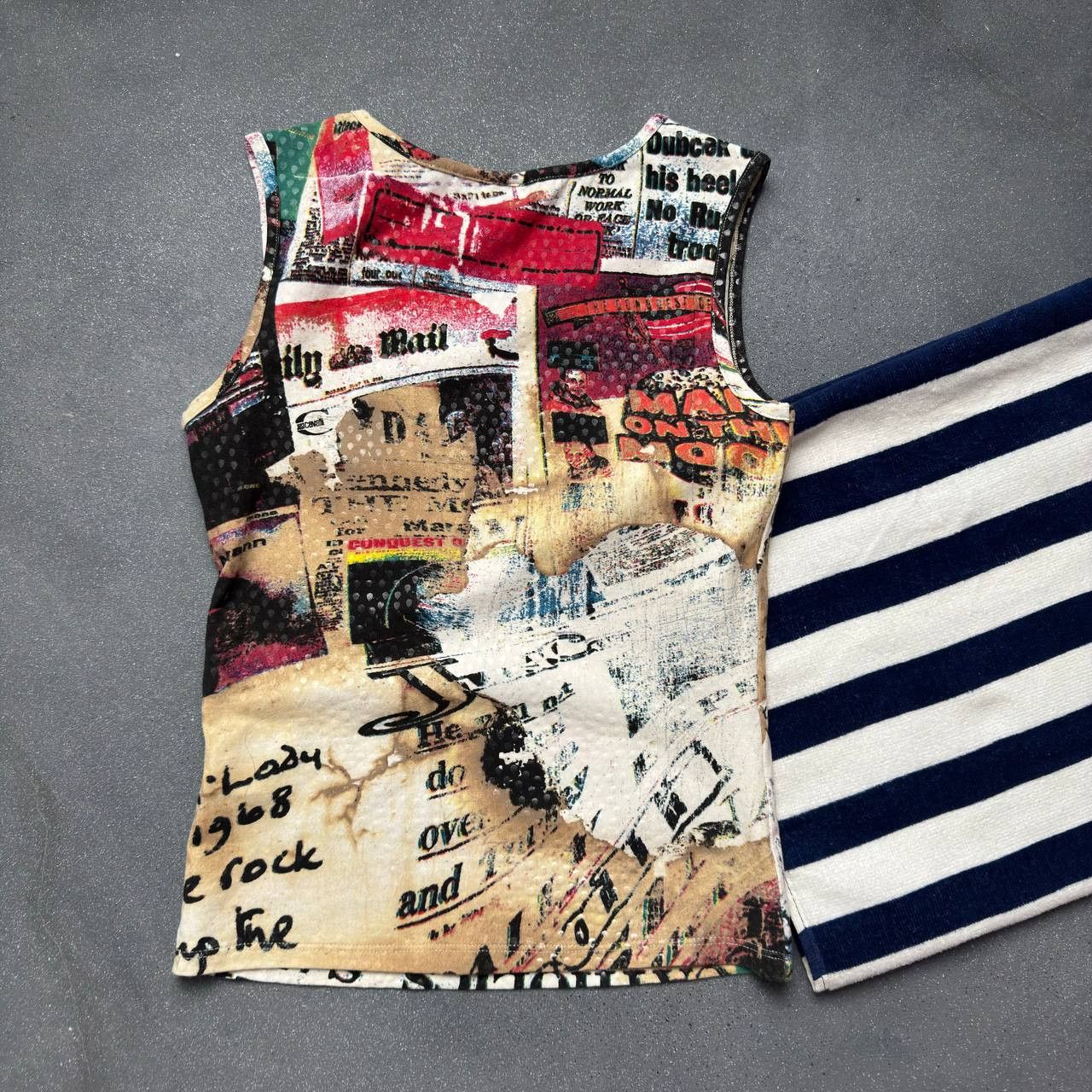 Just Cavalli × Vintage Just Cavalli Vintage Gazette Printed Tank Top Size S / US 4 / IT 40 - 7 Thumbnail