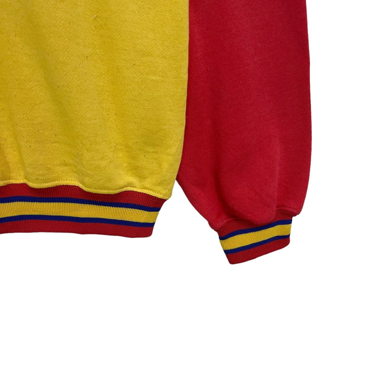 Disney × Mickey Mouse × Warner Bros Vintage 90s Mickey Mouse Big Logo Crewneck Sweatshirt Size US M / EU 48-50 / 2 - 7 Thumbnail