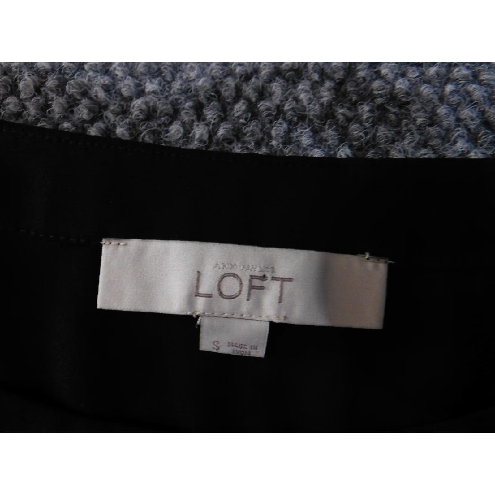 Loft Ann Taylor LOFT Shirt Womens Small Black Short Sleeve High Low Hem Cuffed Blouse Size S / US 4 / IT 40 - 4 Thumbnail