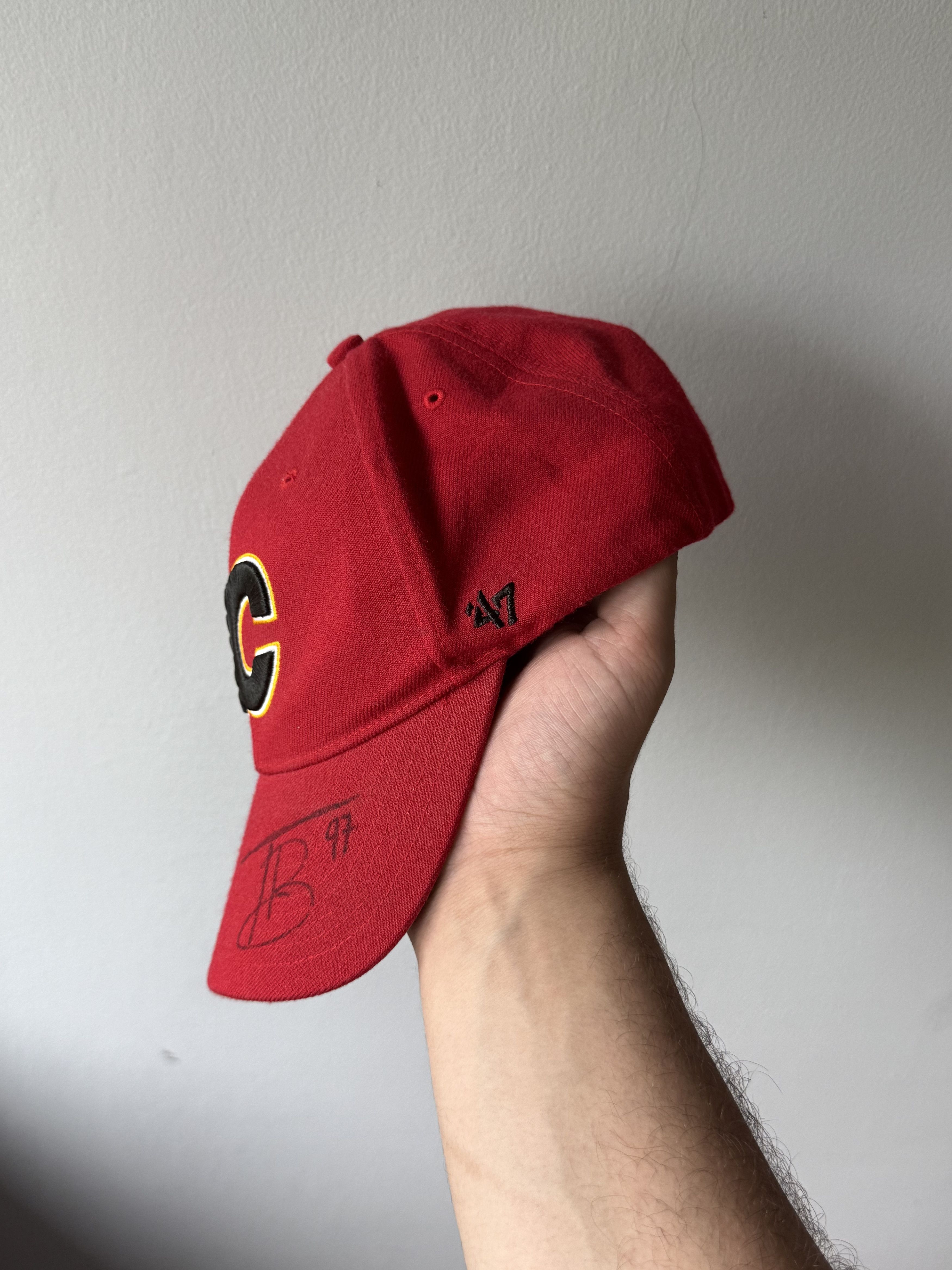 NHL Calgary Flames '47 Signed NHL Hockey Team Official Hat Cap Size ONE SIZE - 2 Thumbnail