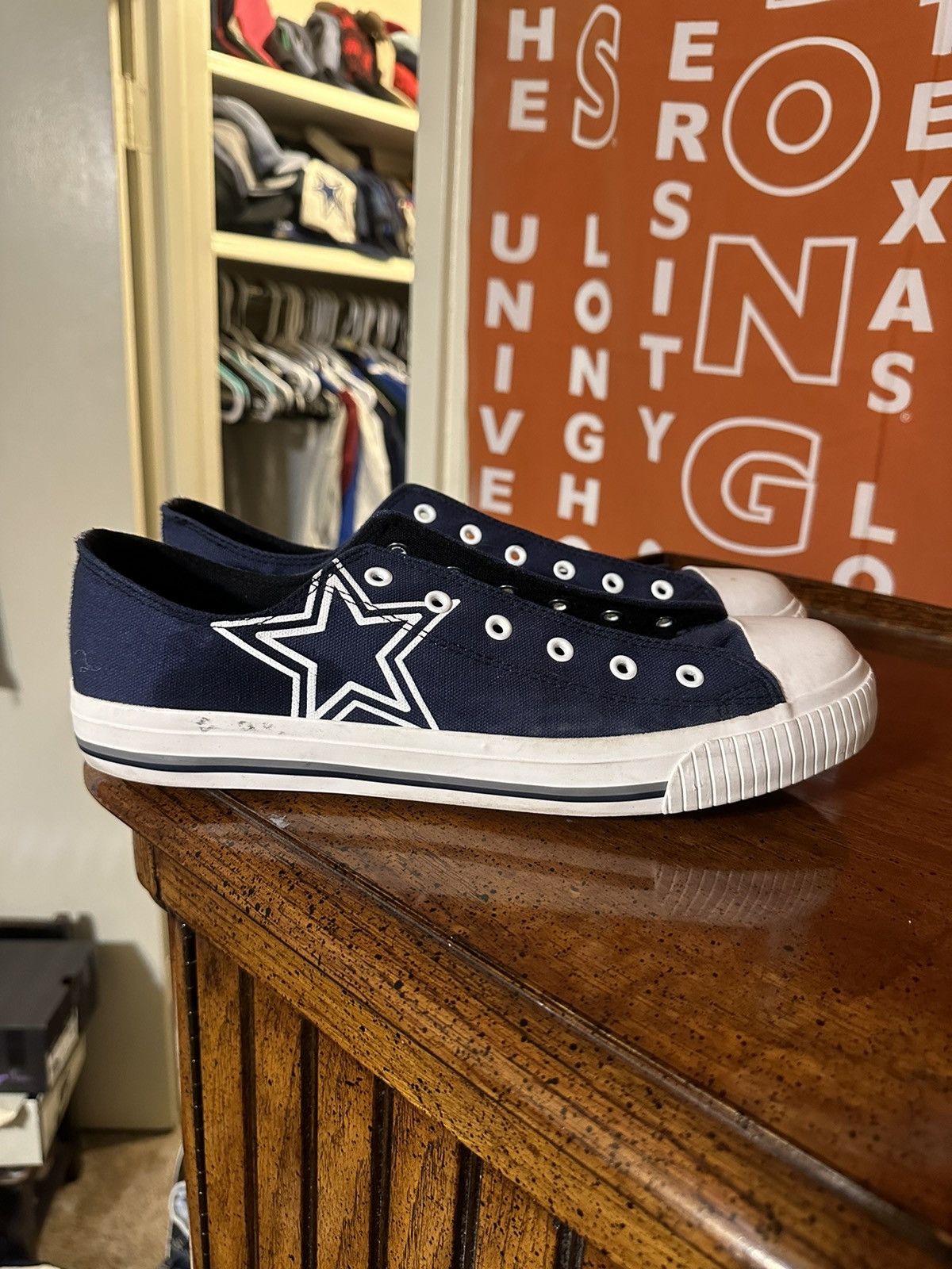 NFL × Vintage Vintage NFL Dallas Cowboys sneakers 00s size 11 Size US 11 / EU 44 - 1 Thumbnail