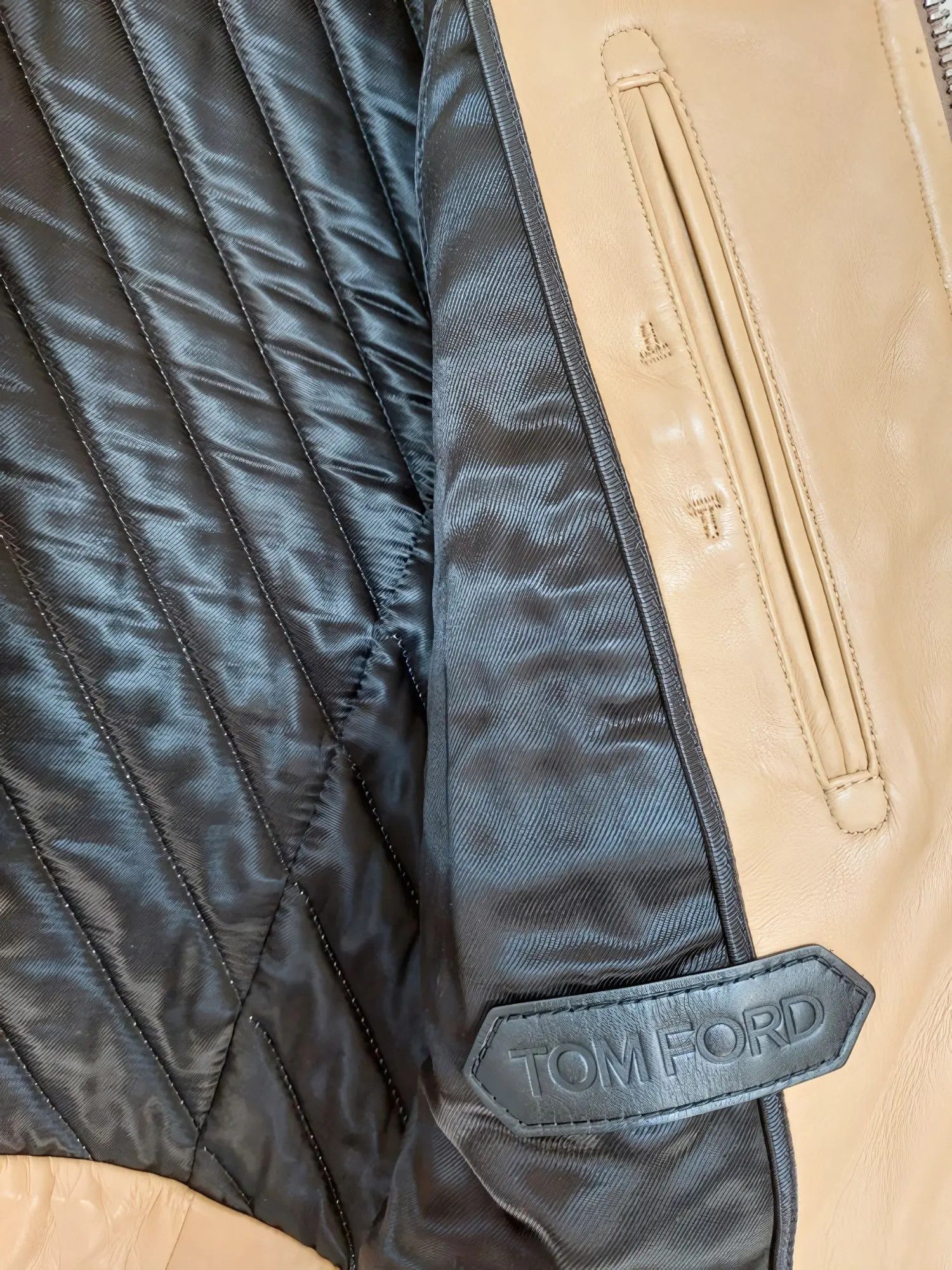 Tom Ford o1r1s1ebx0725 Quilted Leather Biker Jacket in Beige Size US M / EU 48-50 / 2 - 3 Thumbnail