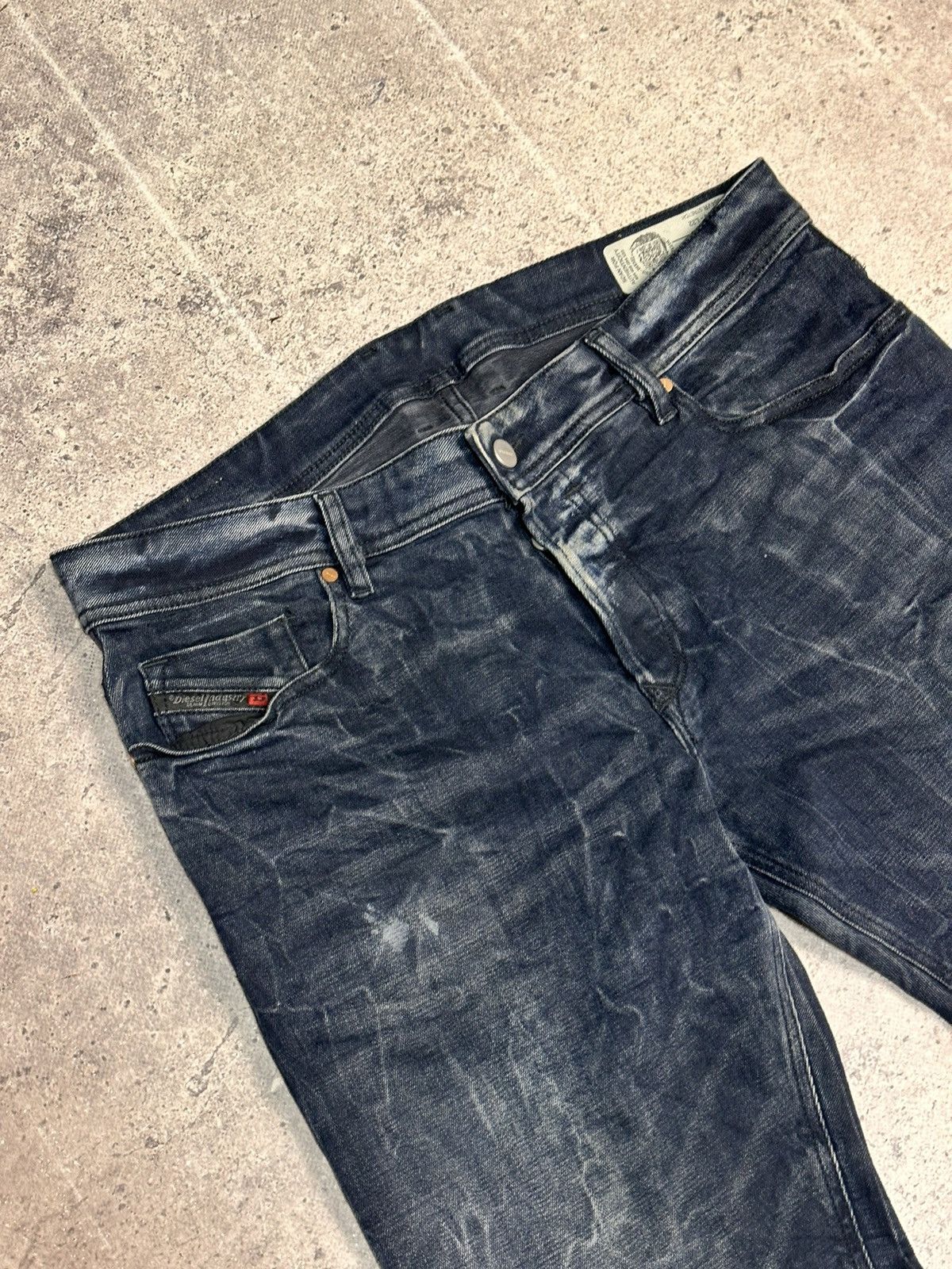 Diesel Diesel blue washed jeans vintage Italy Y2K streetwear Size US 34 / EU 50 - 5 Thumbnail