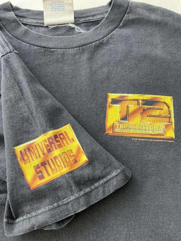 Vintage Vintage 90s Terminator 2 Universal Studios Movie T-shirt Size US XL / EU 56 / 4 - 8 Thumbnail