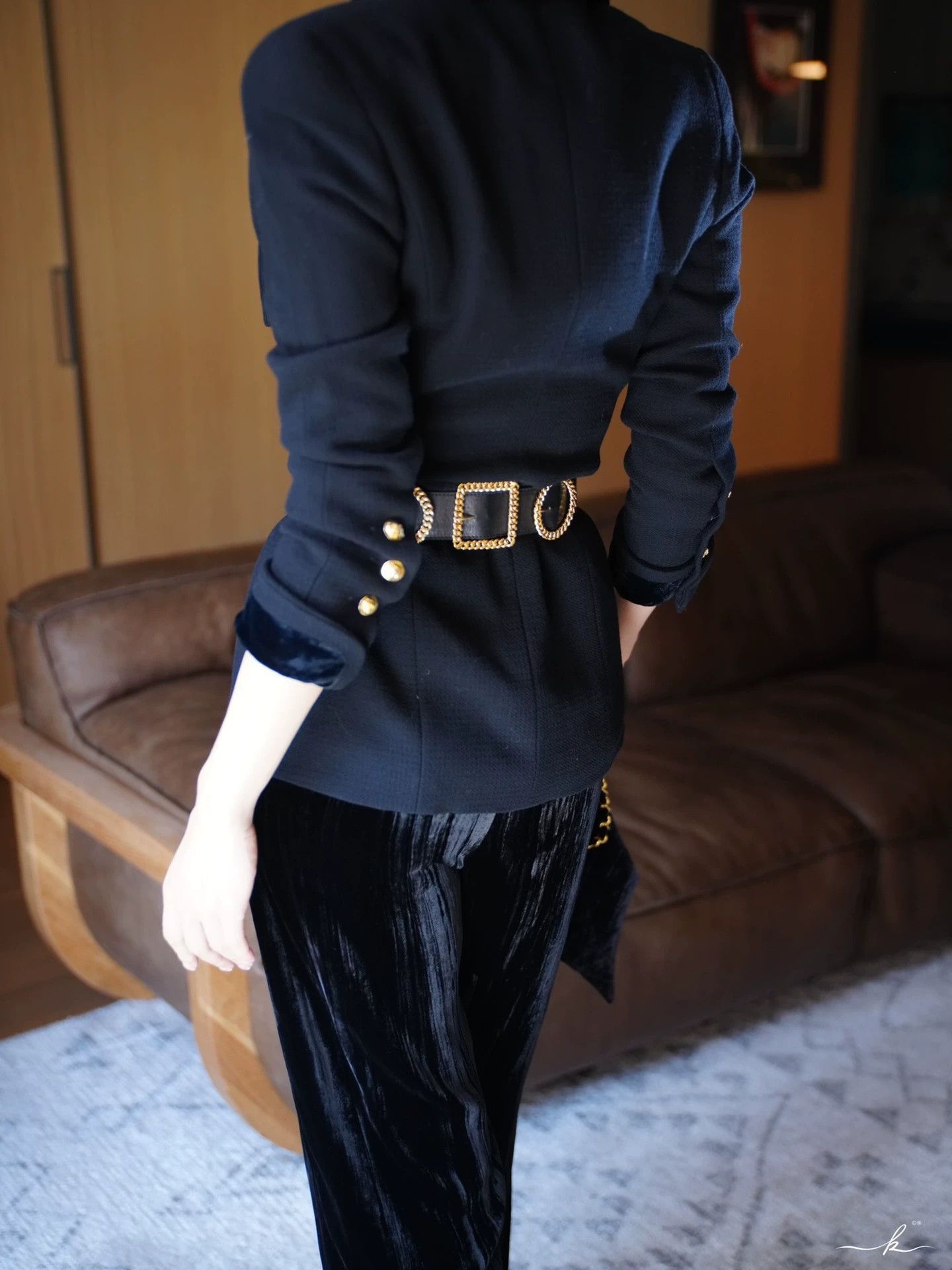 Chanel CHANEL 1989 Silk - Velvet Wool Waist - Cinch Long Jacket Black Gold Size S / US 4 / IT 40 - 7 Thumbnail