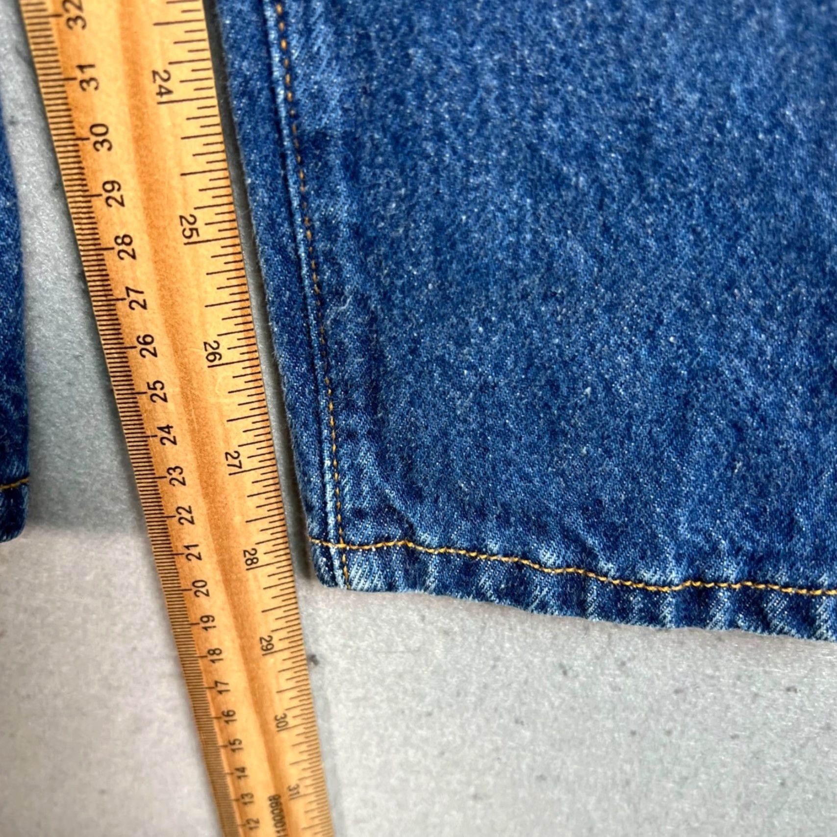 Levi's VINTAGE Levis Womens Size 1 High-Waisted Blue Denim Jeans Measures 22 x 29 Size 25" / US 0 / IT 36 - 7 Thumbnail