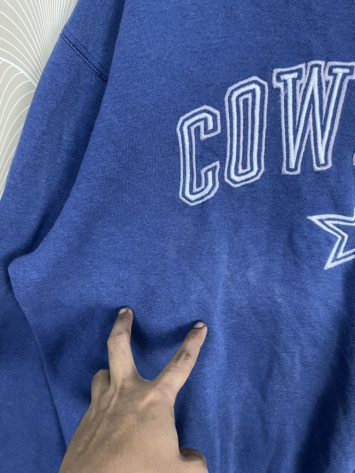 Logo 7 90s NFL DALLAS COWBOYS X LOGO 7 EMBROIDERED LOGO SWEATSHIRT Size US L / EU 52-54 / 3 - 5 Thumbnail