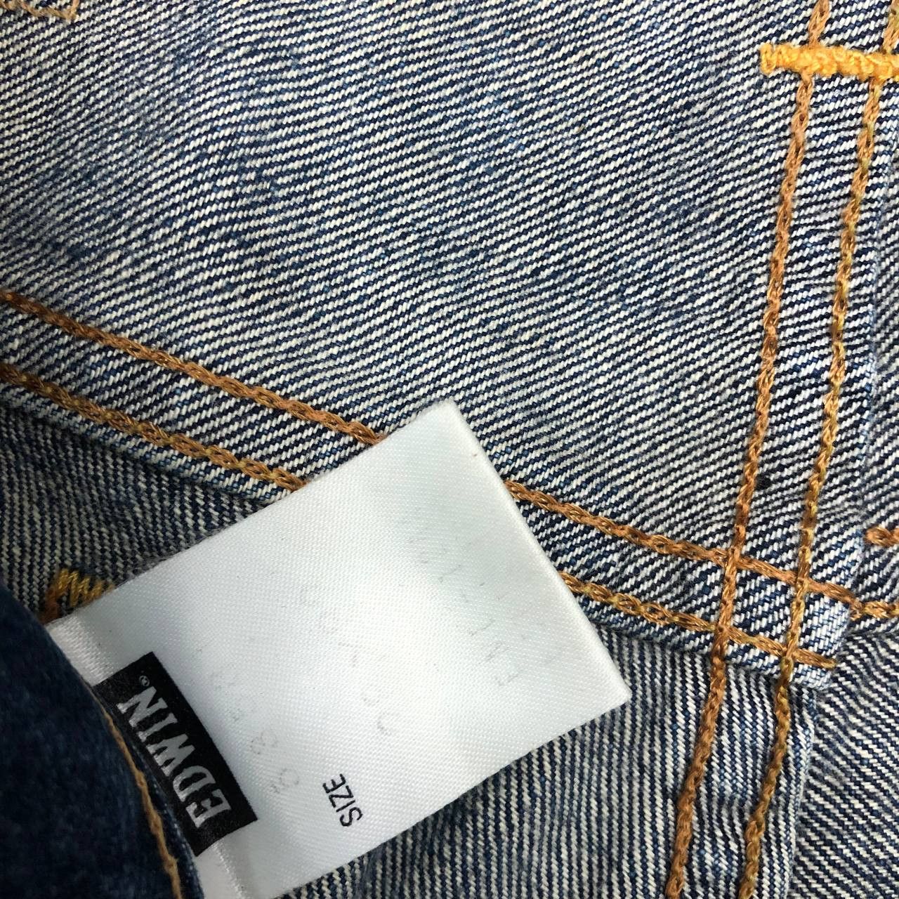 Edwin P92 VTG EDWIN FLARED DISTRESSED JEANS Size 32" / US 10 / IT 46 - 7 Thumbnail