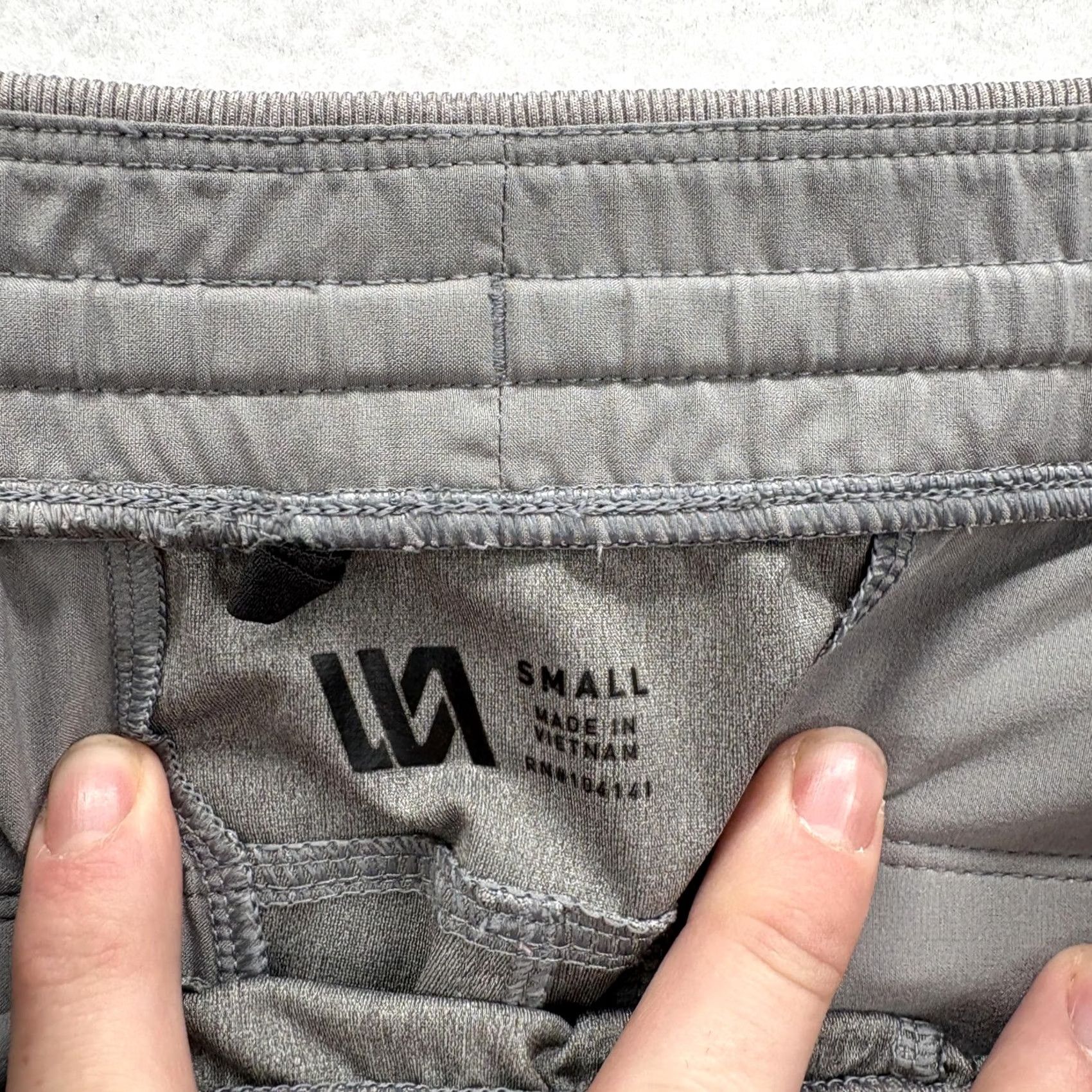 Vintage VRST Slim Fit Joggers Mens Small Gray Casual Pants, Tapered, Drawstring, Pockets, Adjustable Waist, 27 in Inseam Size US 29 - 3 Thumbnail