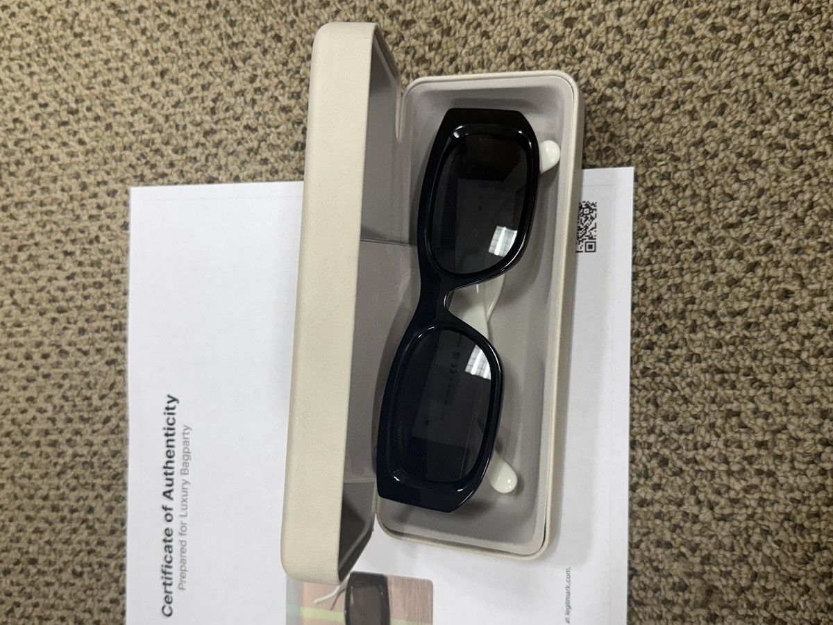 Chanel Chanel Black & White Sunglasses Size ONE SIZE - 9 Thumbnail