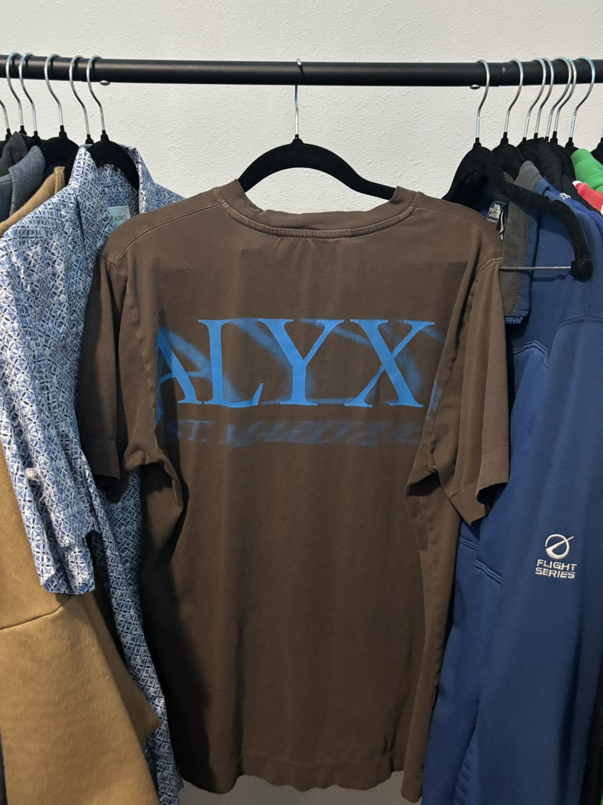 1017 ALYX 9SM 1017 ALYX 9SM S/S BROWN GRAPHIC TEE Size US S / EU 44-46 / 1 - 6 Thumbnail
