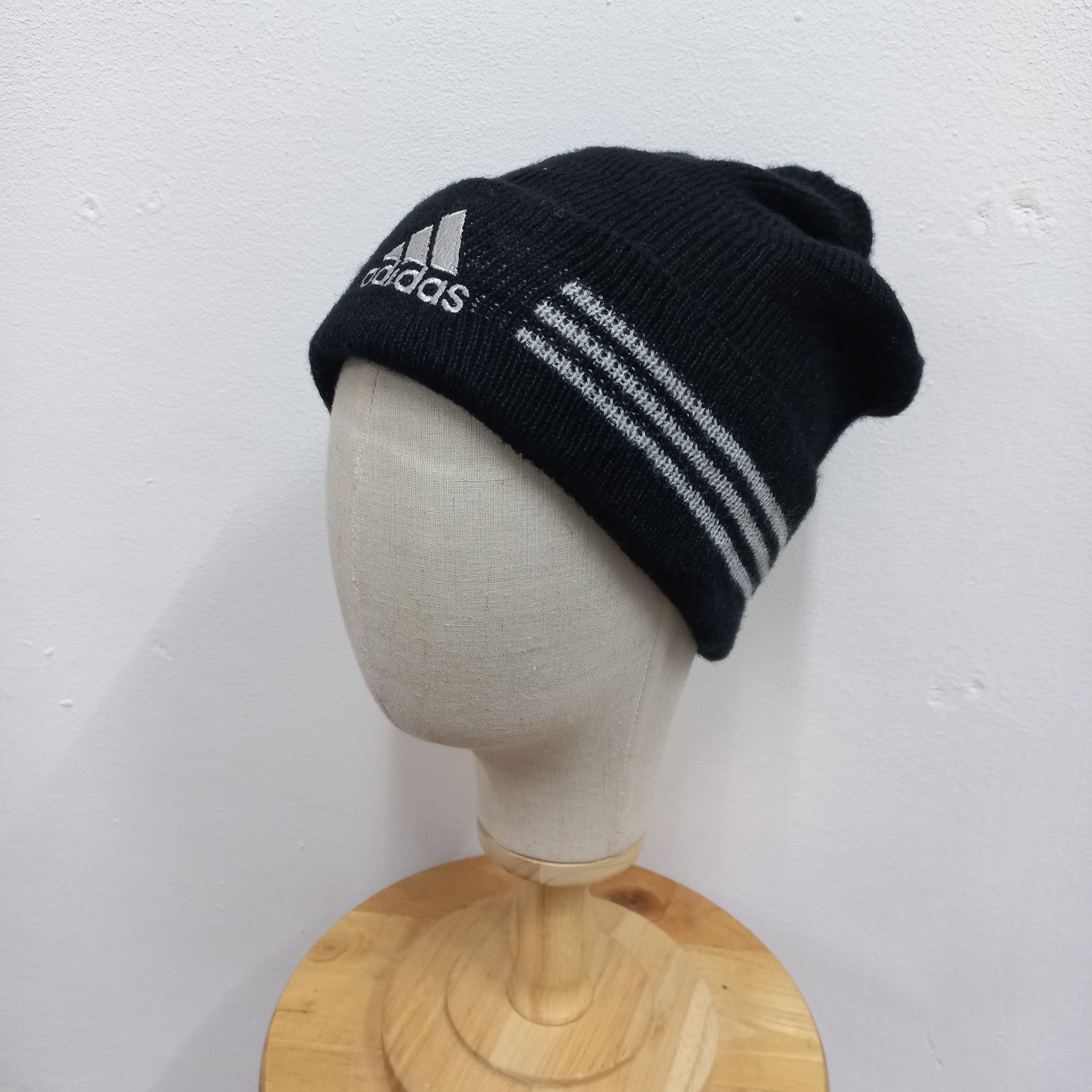 Adidas 💥Adidas three bar logo 3 stripe beanie hat Size ONE SIZE - 2 Thumbnail