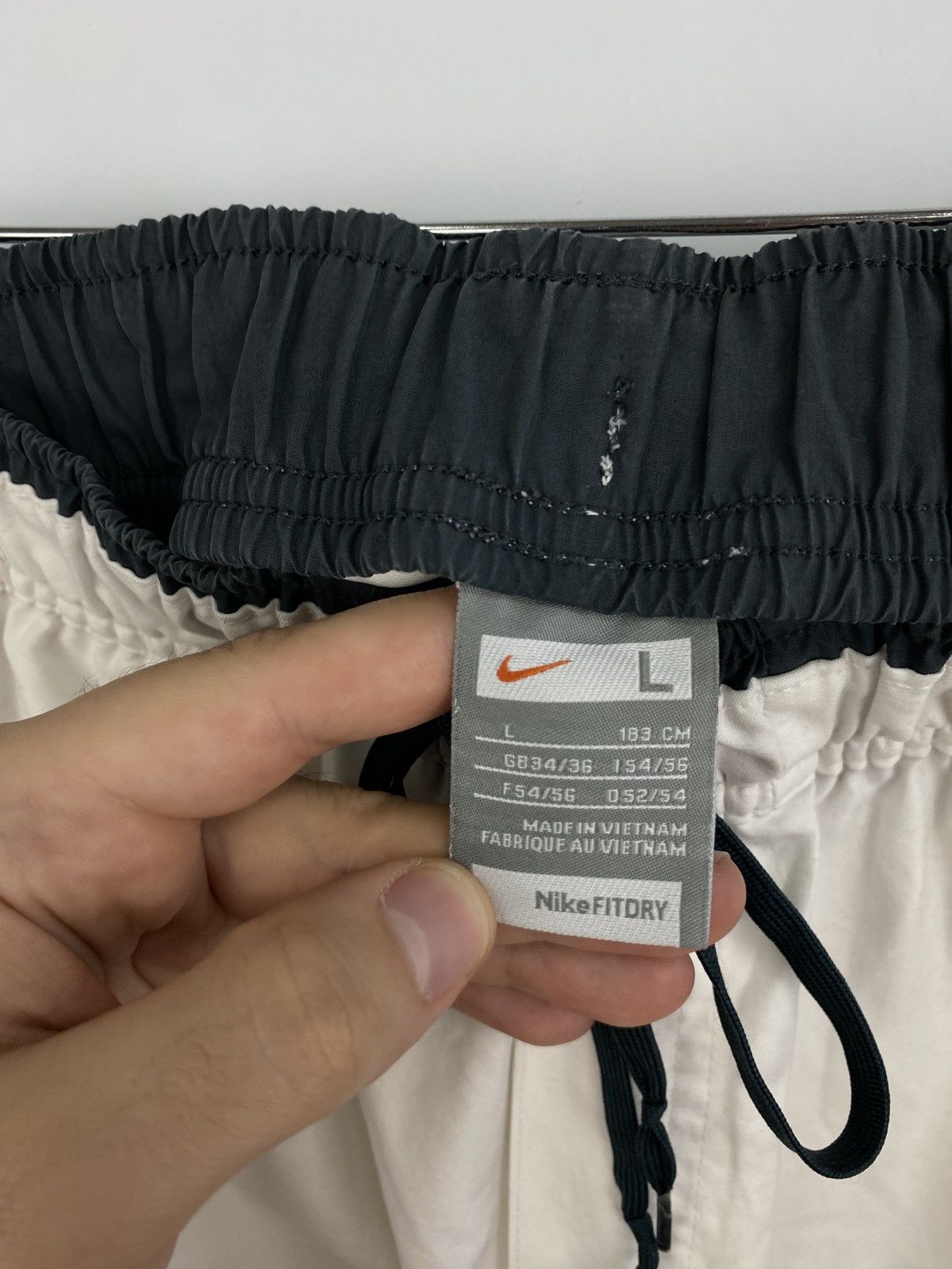 Nike 🇺🇸 Vintage 90s Nike Shorts Y2K Rare Retro Hype Size US 34 / EU 50 - 5 Thumbnail