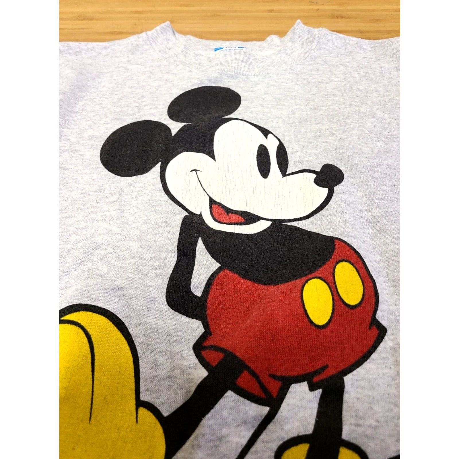 Disney VINTAGE Disney Sweater Crewneck Men S Gray Mickey Mouse 90s Graphic Print Size S Crew Neck Size US S / EU 44-46 / 1 - 5 Thumbnail