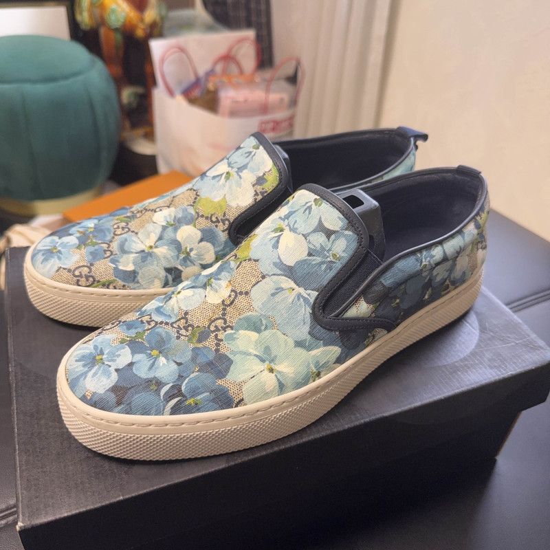 Gucci Gucci Floral Slip-On Sneakers for Men 0079 Size US 10.5 / EU 43-44 - 1 Thumbnail