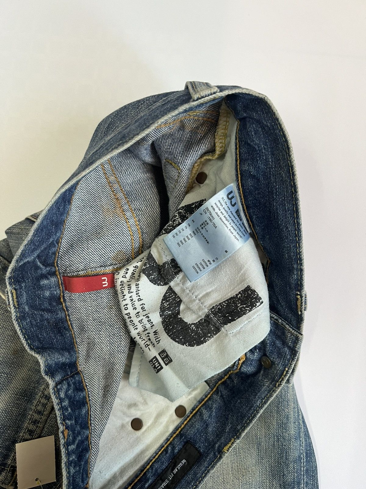 Uniqlo Uniqlo UJ Regular Fit Dirty Washed Denim Size US 29 - 7 Thumbnail