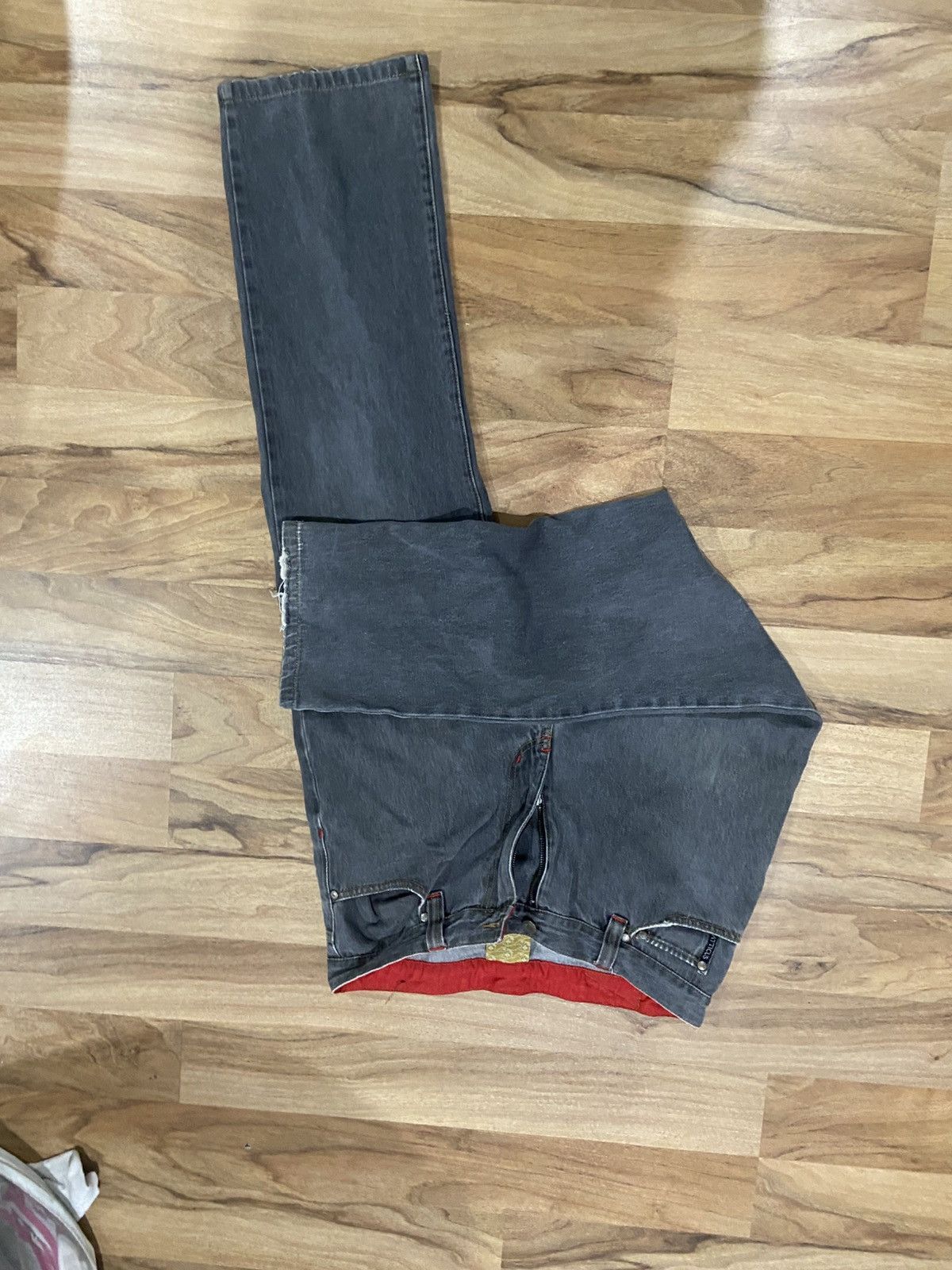 Atticus Atticus jeans with a distinct red inner lining Size US 34 / EU 50 - 4 Thumbnail