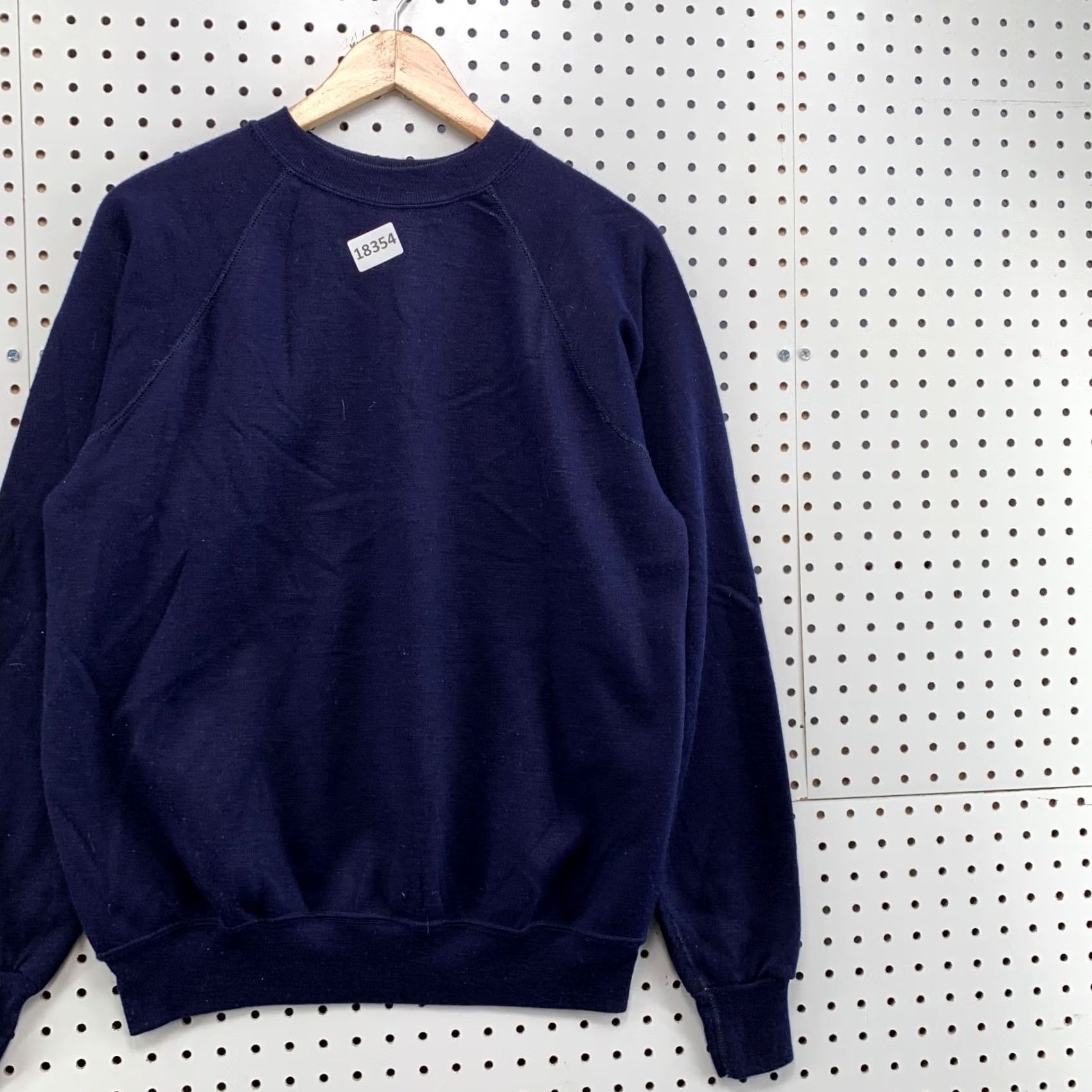 Vintage VINTAGE Sports Action Sweatshirt Adult L Navy Blue Crew Neck 60s 70s Mens Size US L / EU 52-54 / 3 - 5 Thumbnail