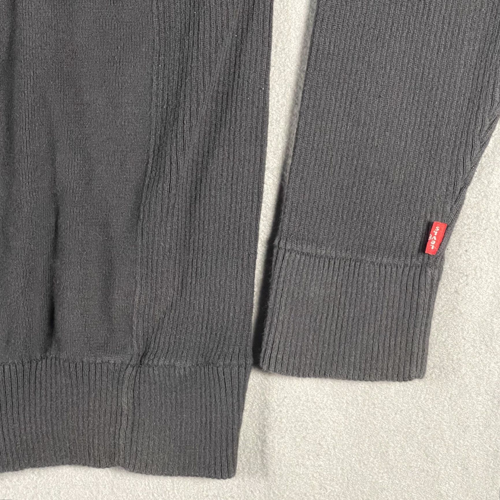 Levi's Levi's Sweater Mens Large Black Crewneck Pullover Knit Cotton Long Sleeve Classic Size US L / EU 52-54 / 3 - 4 Thumbnail