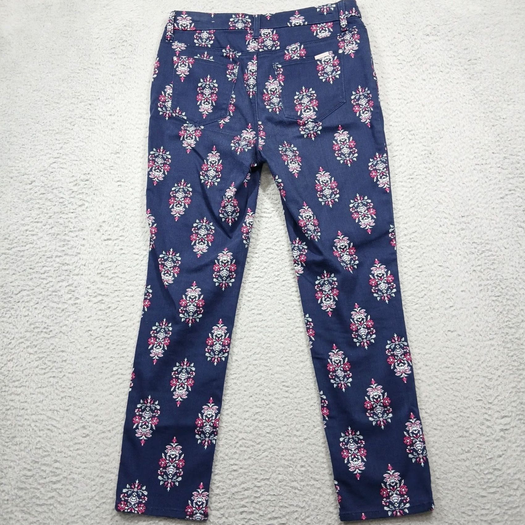 Vintage Chico's So Slim Leg Girlfriend Ankle Pants Women 4R Navy Floral Denim Slimming Stretch Pockets Wrinkle Resistant Casual Size 27" / US 4 / IT 40 - 3 Thumbnail