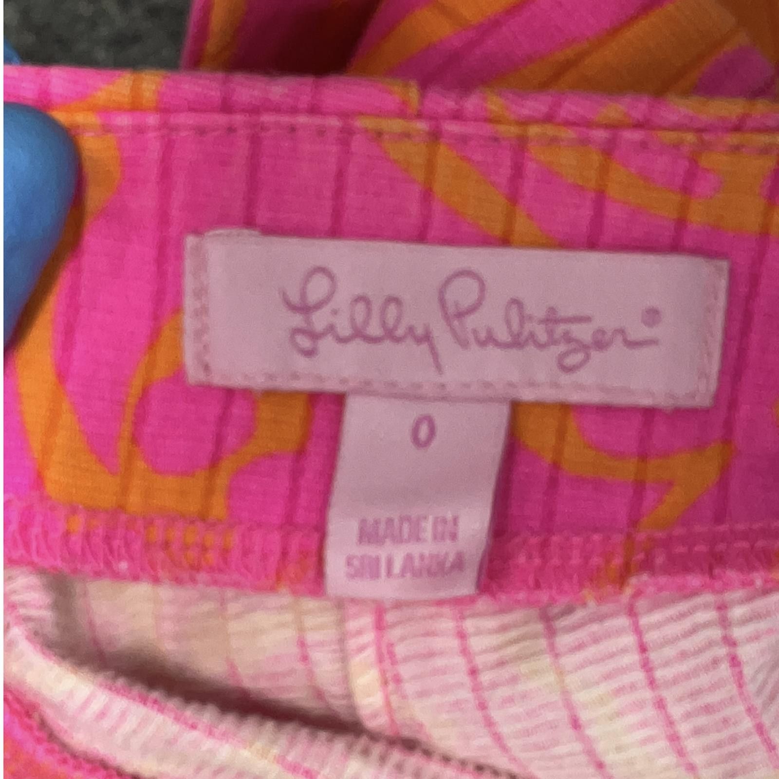 Other Lilly Pulitzer Pink and Orange Paisley Print Shorts Size 0 Size 25" / US 0 / IT 36 - 3 Thumbnail