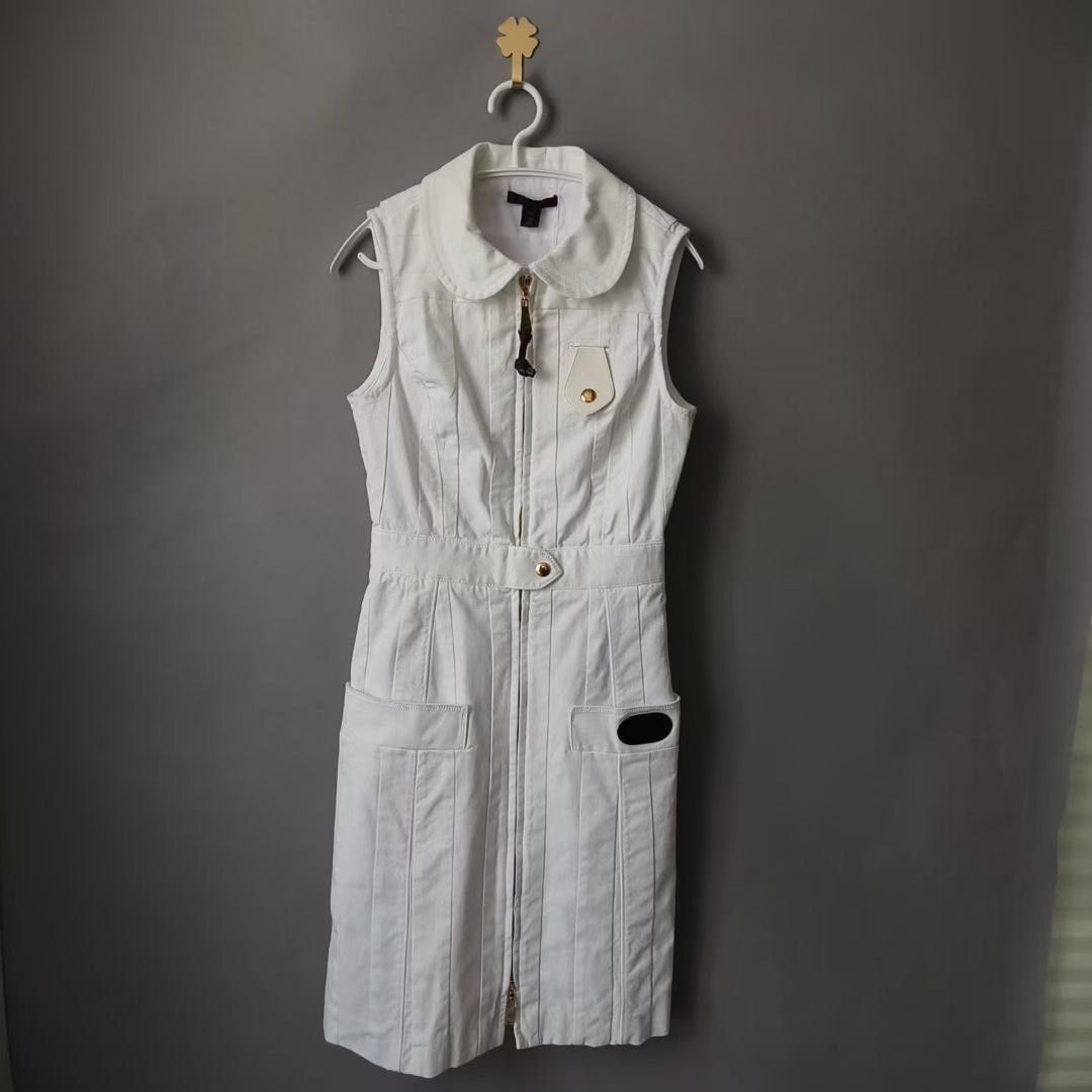 Louis Vuitton Louis Vuitton White Vest Utility Dress Size XXS / US 00 / IT 34 - 1 Thumbnail