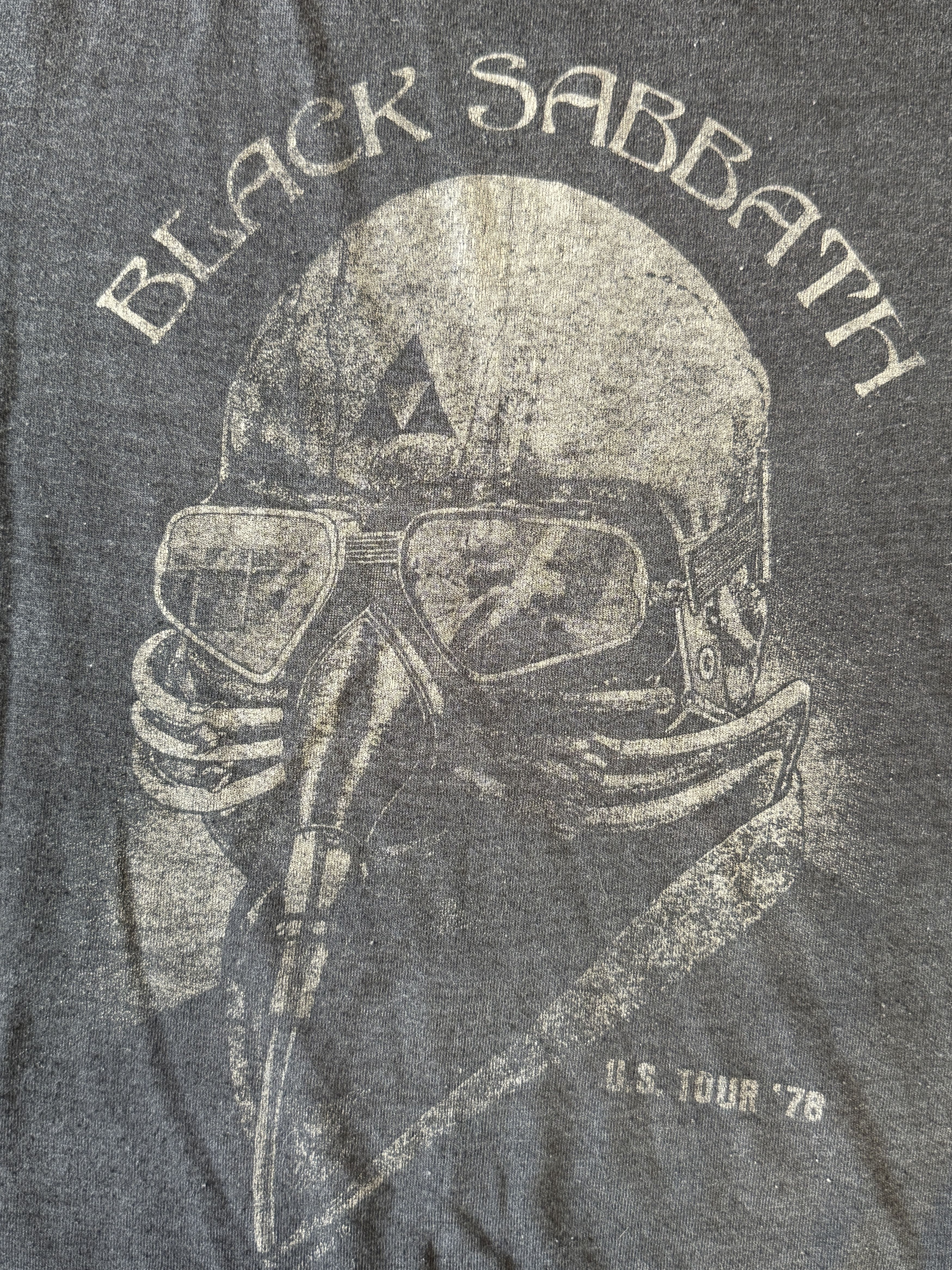 Black Sabbath RARE Vintage 1978 Black Sabbath Tour T-Shirt – Original Ozzy Size US S / EU 44-46 / 1 - 2 Thumbnail