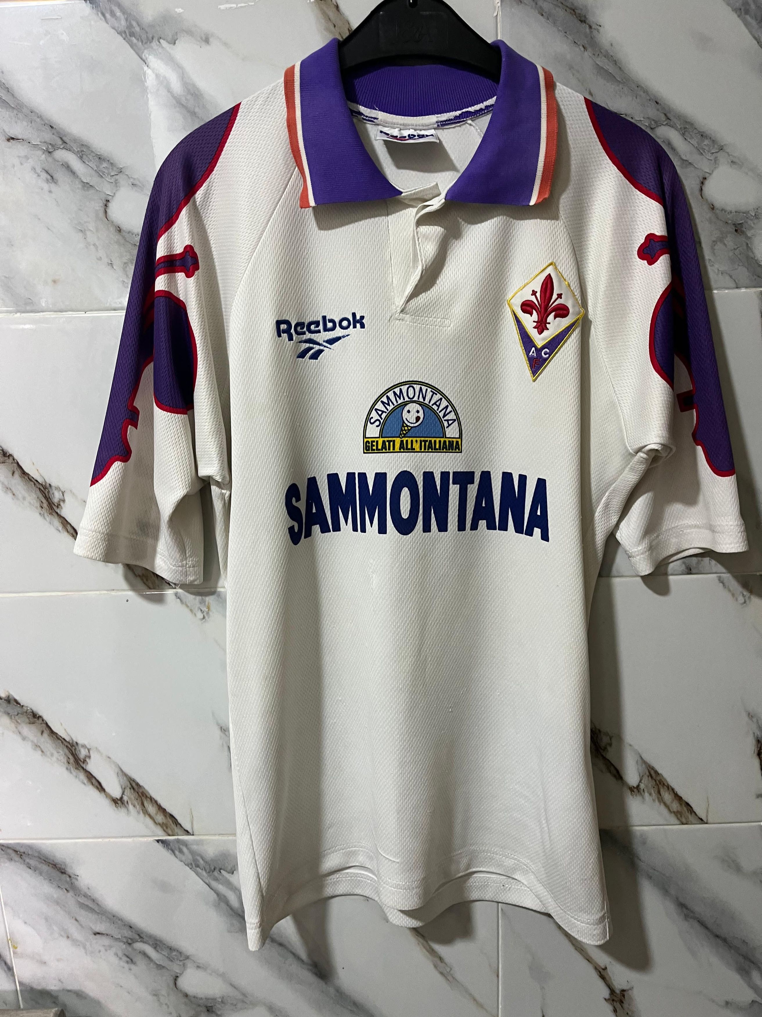 Fiorentina 1995/96 away kit