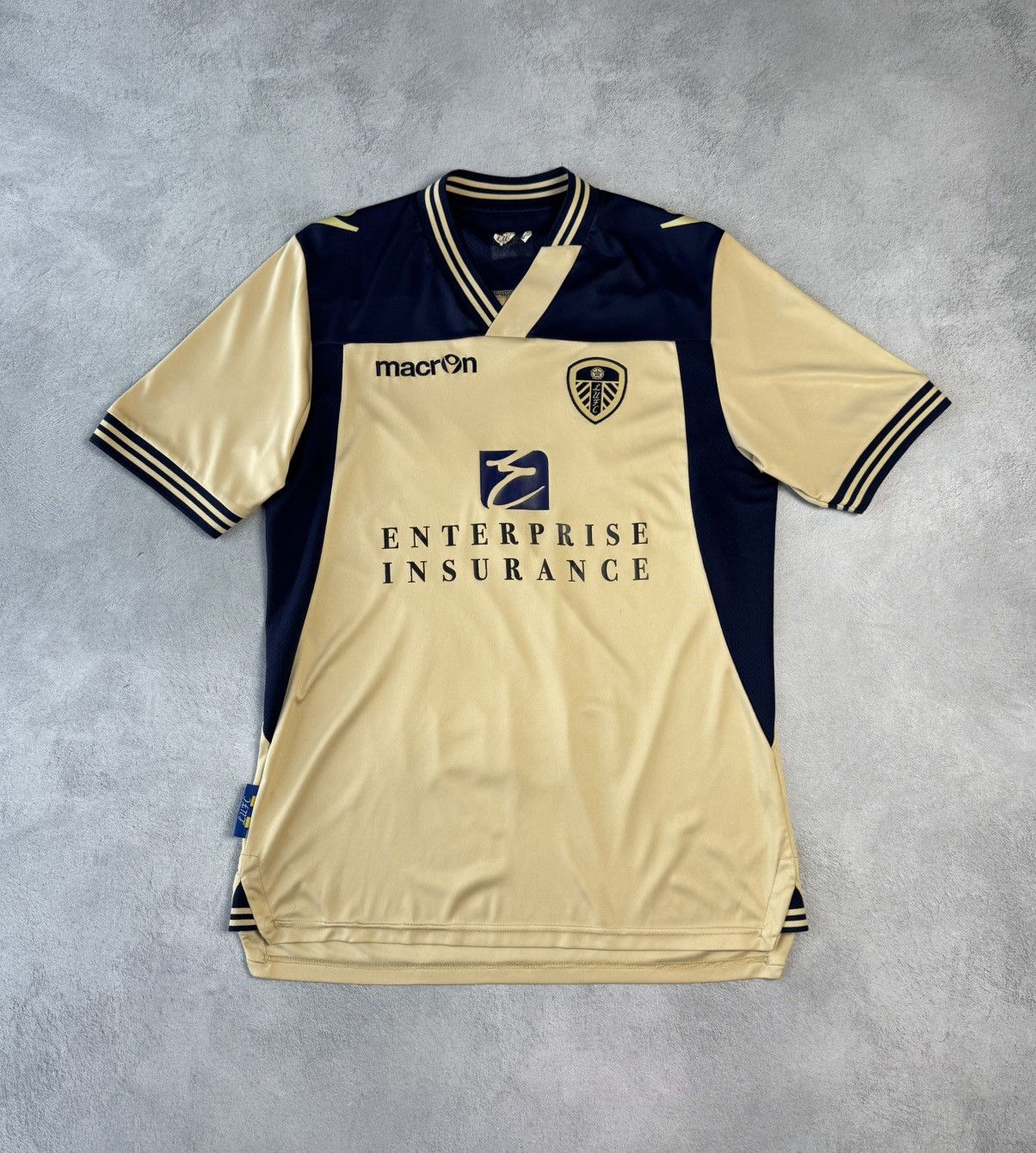 Macron Leeds United 2013 2014 Away Shirt Soccer Jersey Macron Size US M / EU 48-50 / 2 - 1 Thumbnail