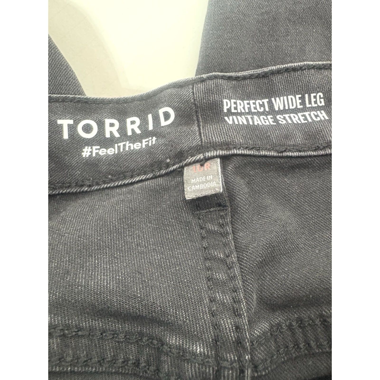 Torrid Torrid Black Wash Perfect Wide Leg Vintage Stretch Distressed Jeans Womens Size 10 Size 32" / US 10 / IT 46 - 7 Thumbnail