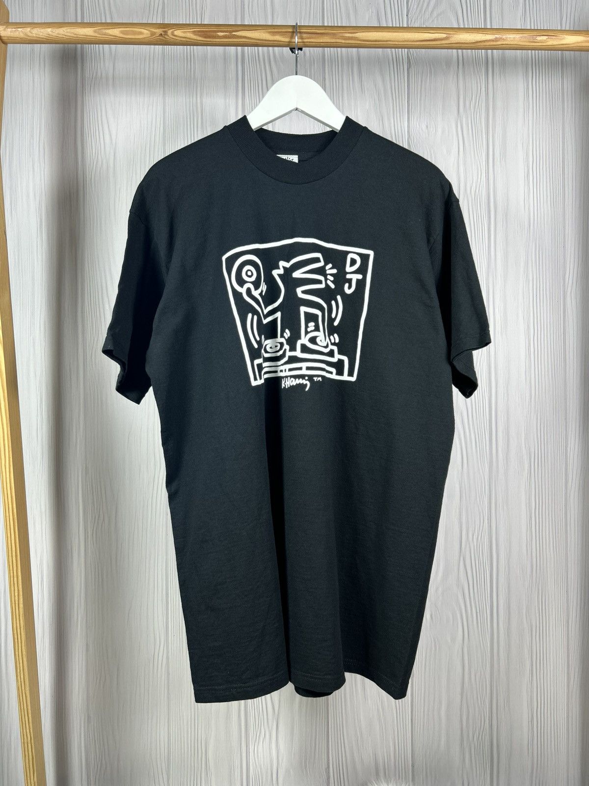Keith Haring Rare Vintage Pop Shop Keith Haring DJ Dog Art USA T-Shirt XL Size US XL / EU 56 / 4 - 1 Thumbnail