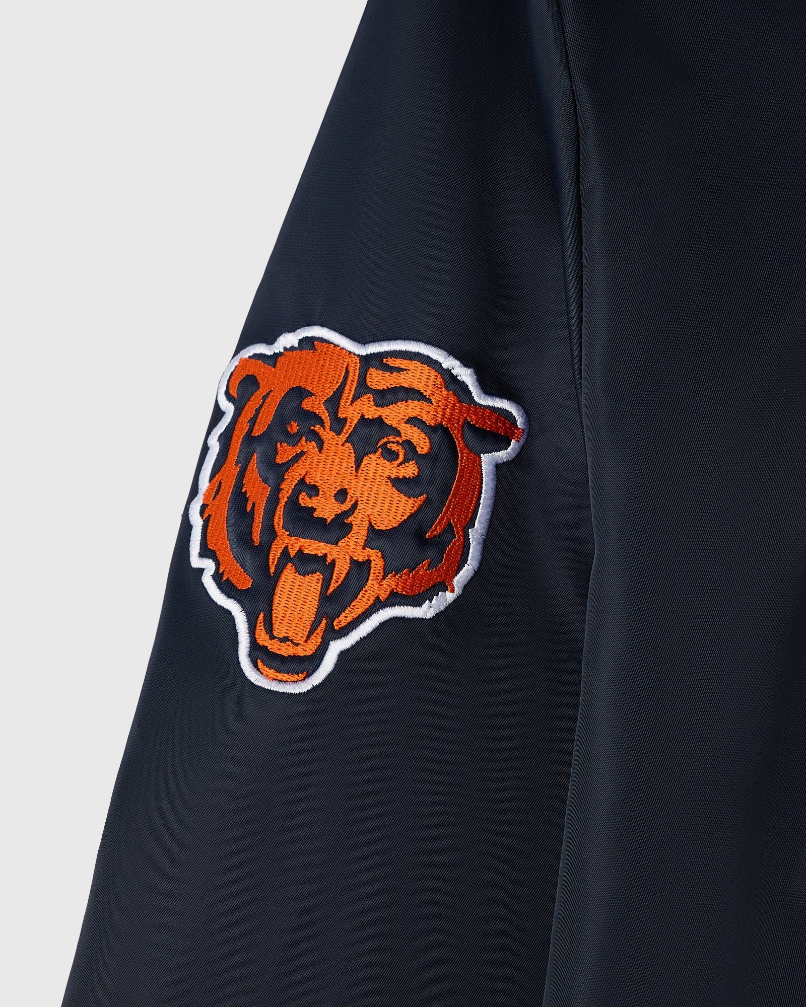 Drake OVO x NFL CHICAGO BEARS STARTER TRAINER PULLOVER JACKET Size US XL / EU 56 / 4 - 5 Thumbnail