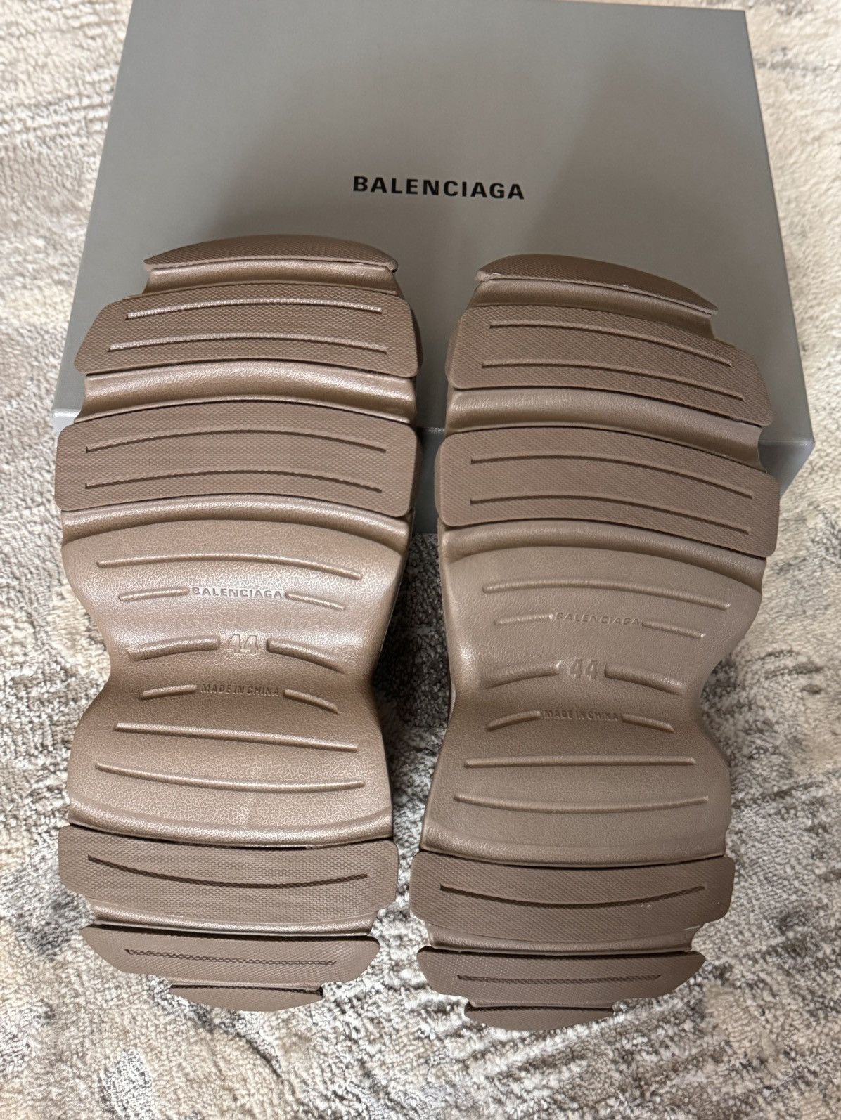 Balenciaga Balenciaga HD Mule ‘Dark Taupe’ EU44 Size US 10 / EU 43 - 5 Thumbnail
