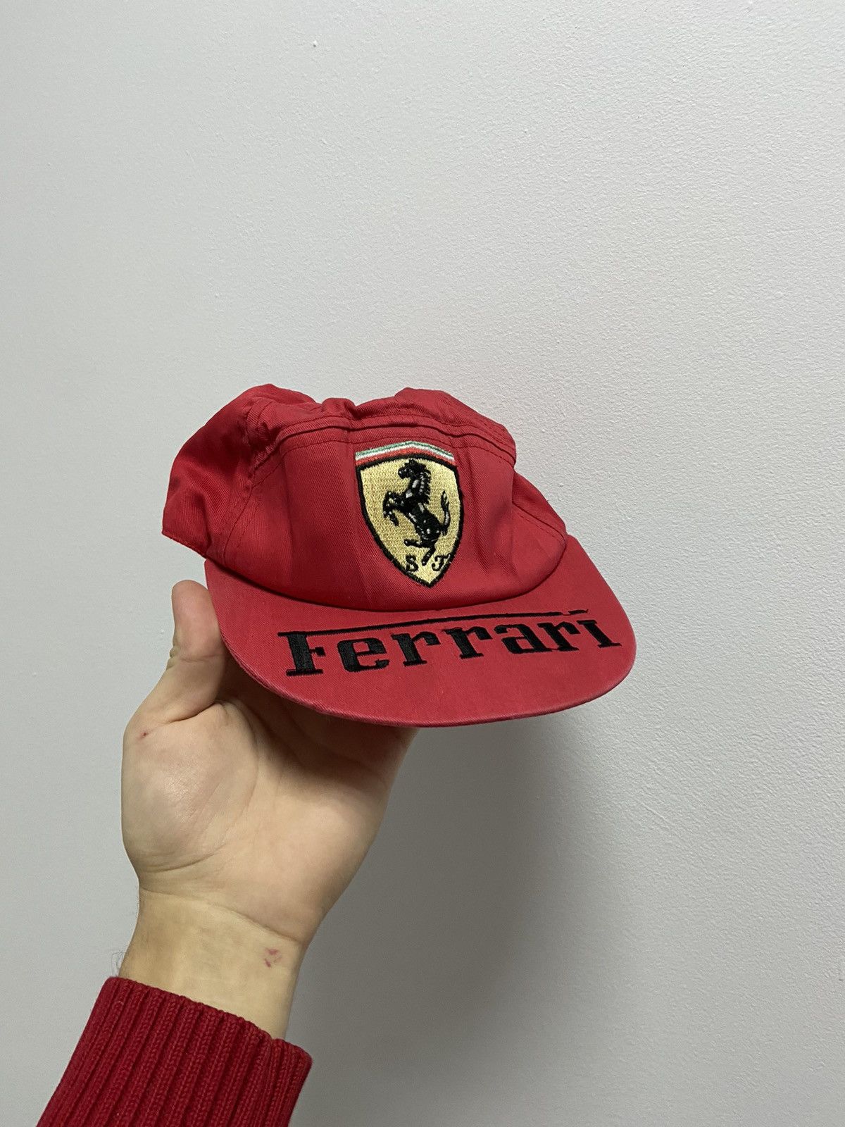 Ferrari Ferrari Vintage Cap Snapback Big Logo Embroidered F1 Size ONE SIZE - 1 Thumbnail