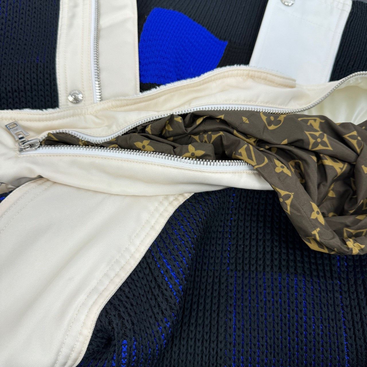 Louis Vuitton Louis Vuitton Blue color-block classic logo breasted 19% wo Size US M / EU 48-50 / 2 - 8 Thumbnail