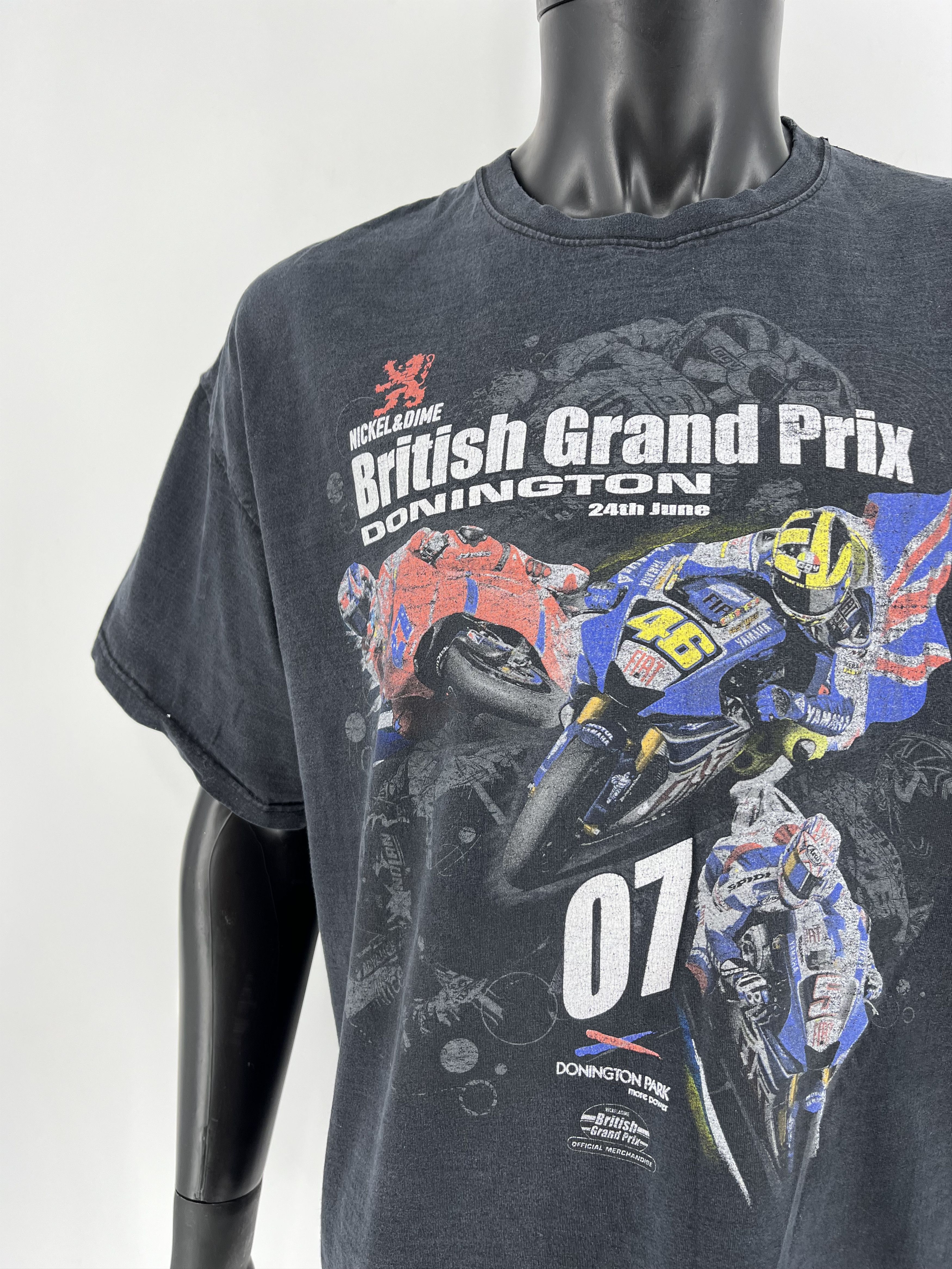 Vintage Vintage Y2K Motocycle Moto British Grand Prix Faded Tee Size US XL / EU 56 / 4 - 6 Thumbnail