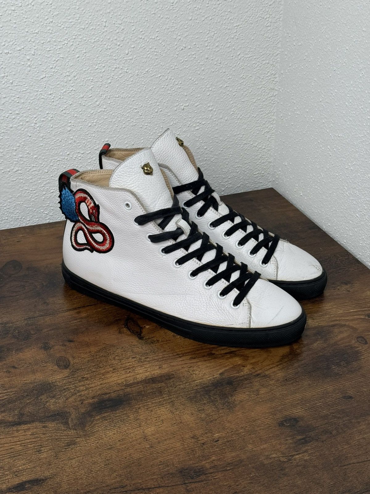 Gucci RARE Gucci Winged Dragon High Top Sneakers Size US 11.5 / EU 44-45 - 1 Thumbnail