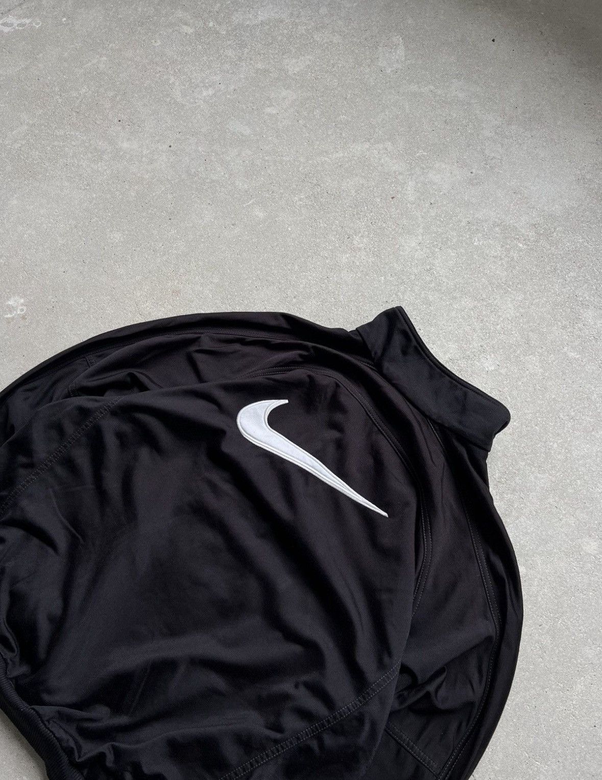Nike Vintage Nike Zip Sweatshirt Size US L / EU 52-54 / 3 - 2 Thumbnail