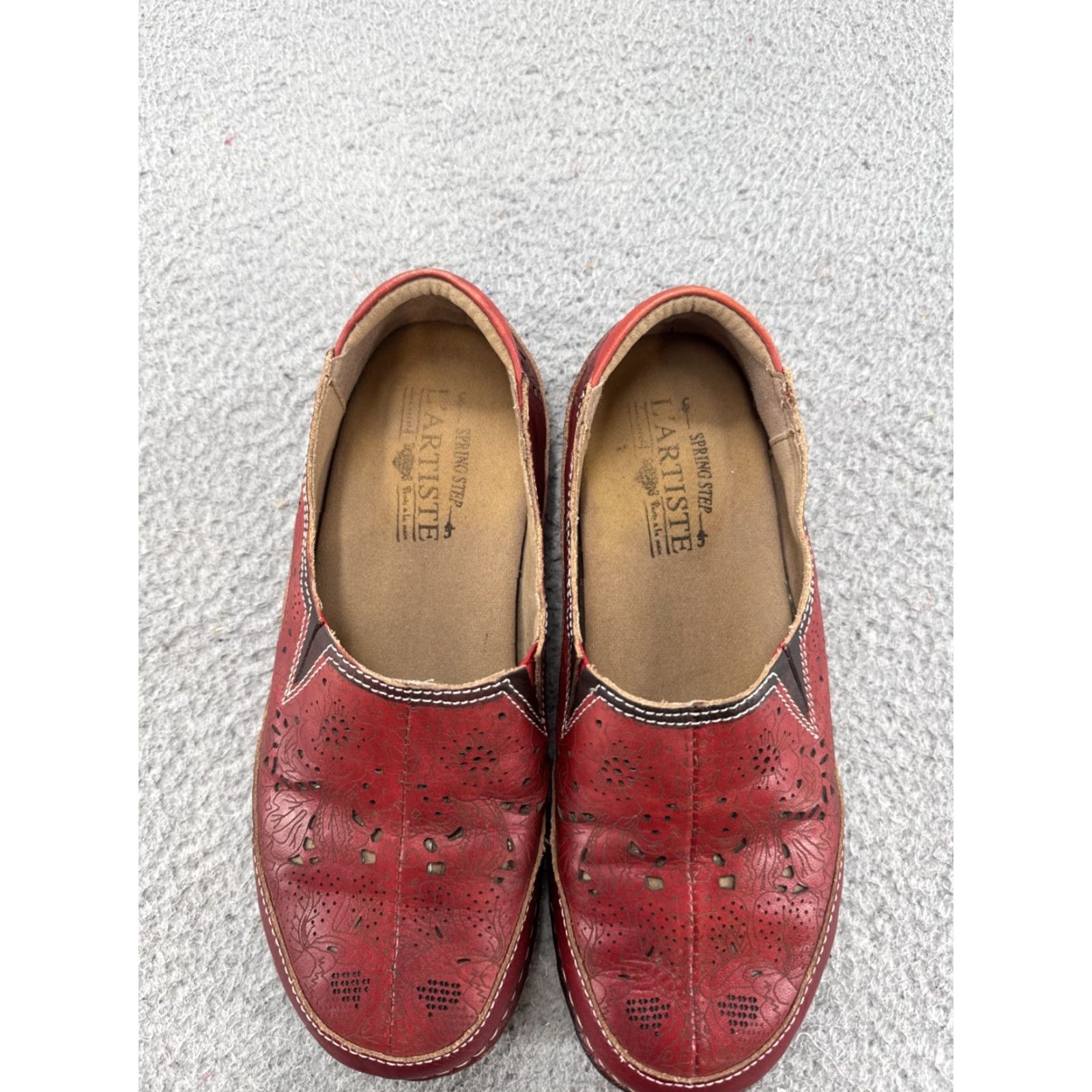 Vintage L’ARTISTE Libora Slip-On Loafers Womens Red Leather LaserCut Floral Flat Size 37 Shoes Size US 7 / IT 37 - 5 Thumbnail