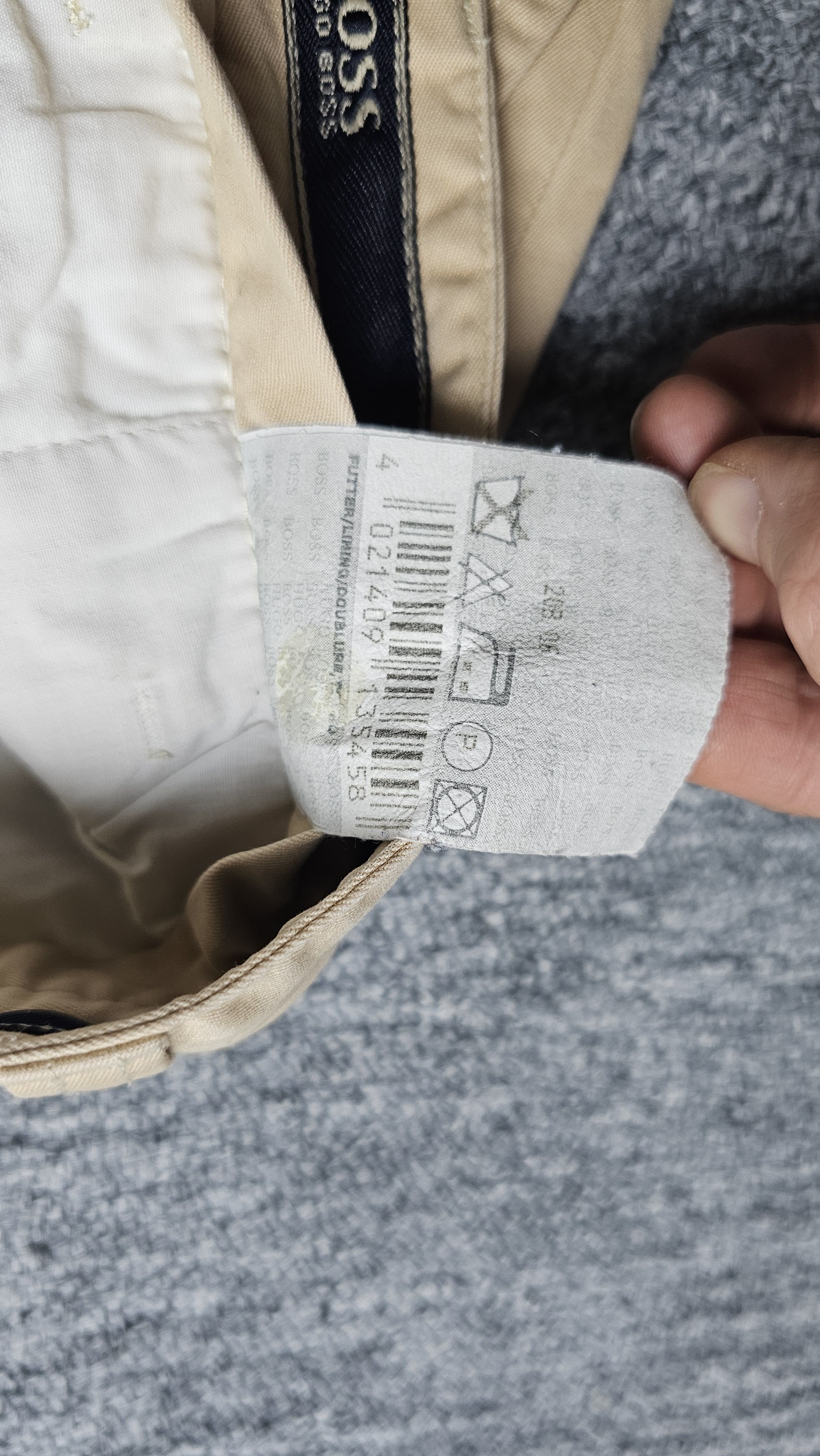Hugo Boss × Vintage Vintage 90s Hugo Boss Pleated Chinos Beige Size US 34 / EU 50 - 8 Thumbnail