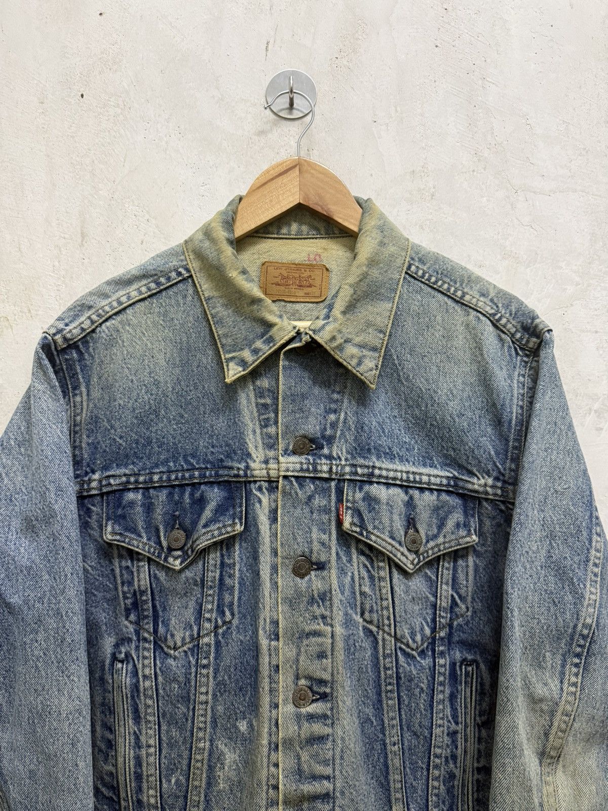 Levi's Vintage Levis Men’s 70506-0216 Denim Trucker Jacket Size US S / EU 44-46 / 1 - 4 Thumbnail