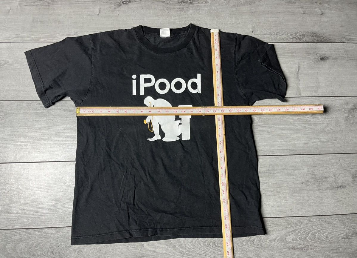 Band Tees Vintage 90s Ipood on toilet with Iphone T Shirt Size US XL / EU 56 / 4 - 6 Thumbnail