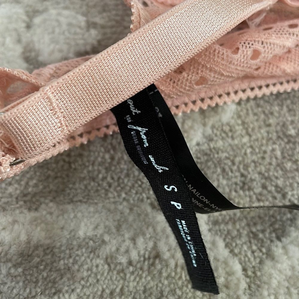 Urban Outfitters NWOT Beautiful urban outfitters Out from Under sheer lace br Size S / US 4 / IT 40 - 3 Thumbnail