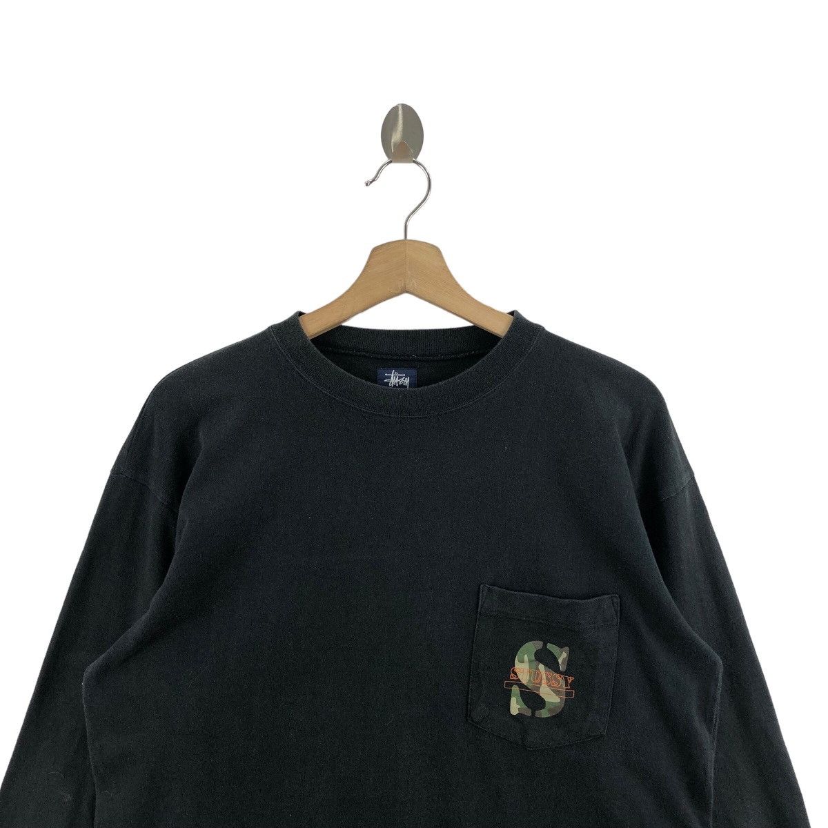 Stussy × Vintage Pick!! Vtg 90's STUSSY Camouflage Pocket Long Sleeve Tshirt Size US M / EU 48-50 / 2 - 3 Thumbnail