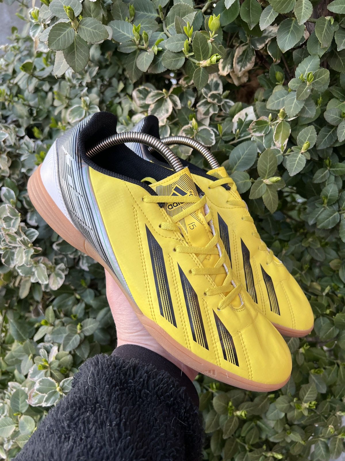 Adidas Adidas F5 Football Shoes Size US 9 / EU 42 - 1 Thumbnail